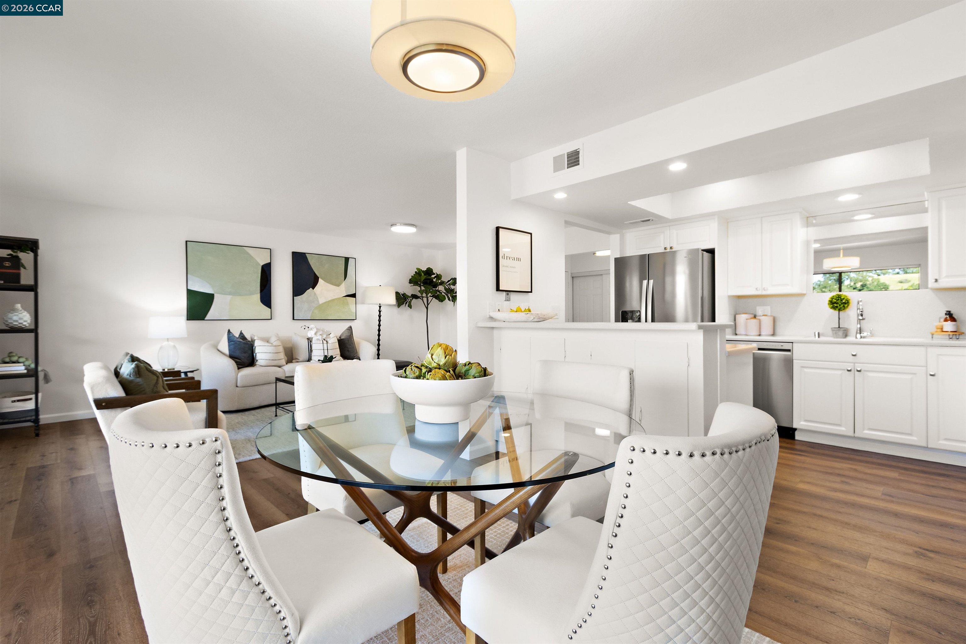 Photo #7: 41132366 Listing: Photo #7