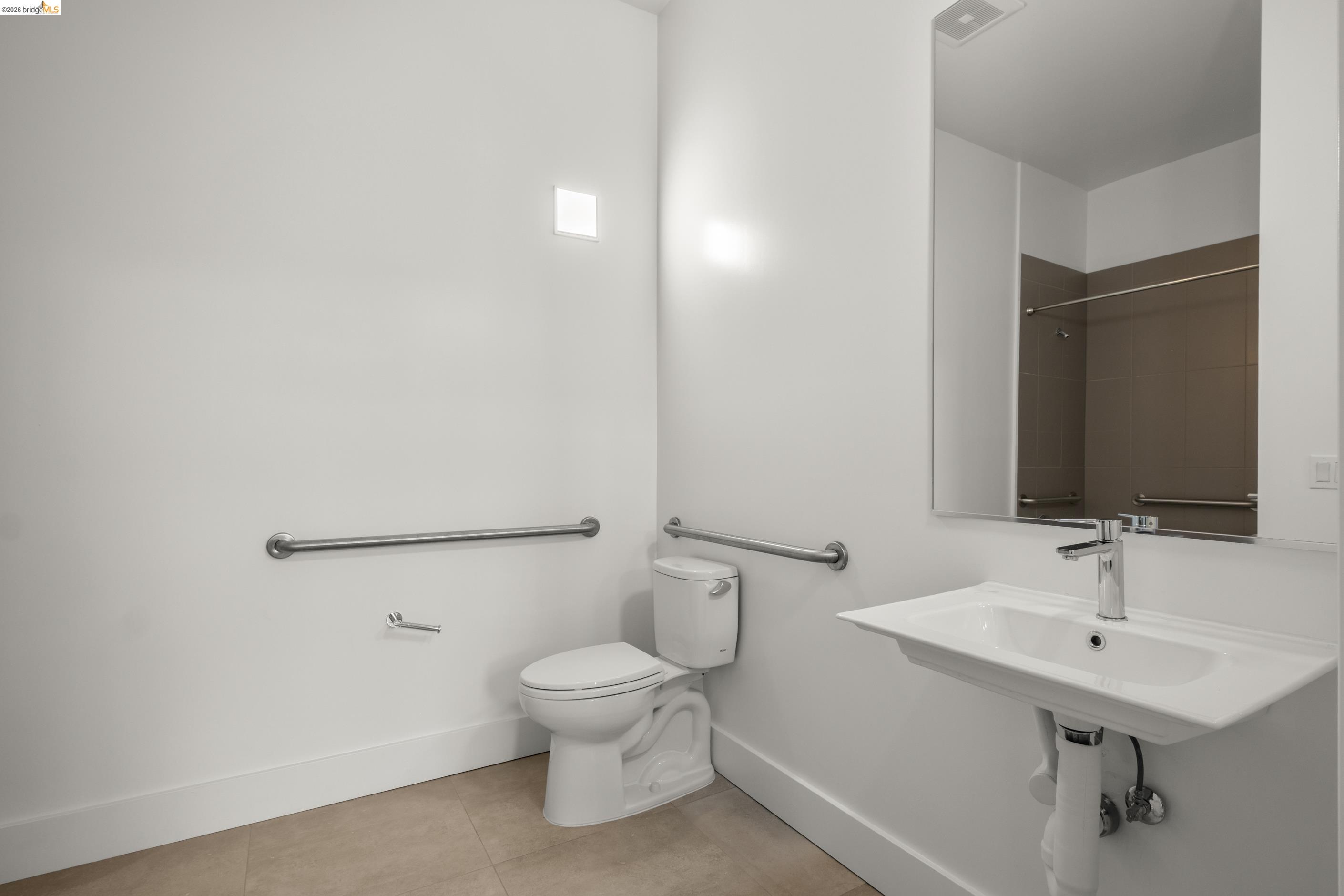 Photo #16: 41132369 Listing: Photo #16