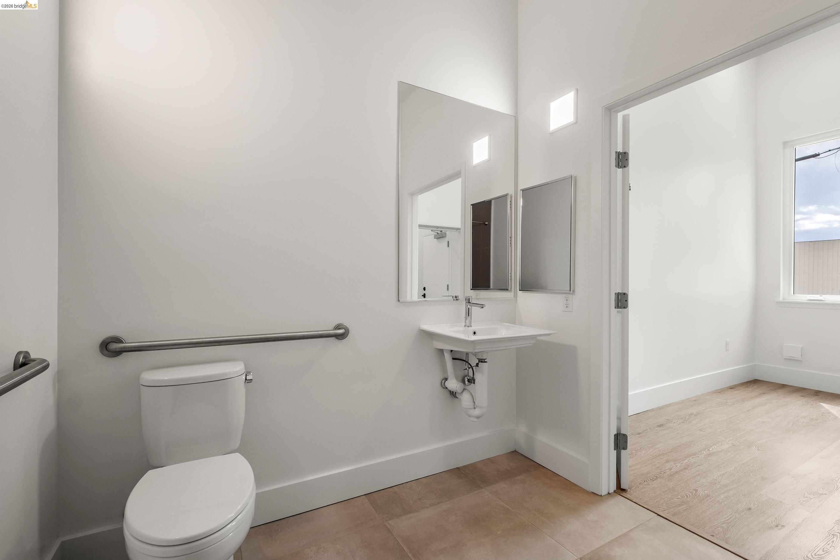 Photo #18: 41132369 Listing: Photo #18