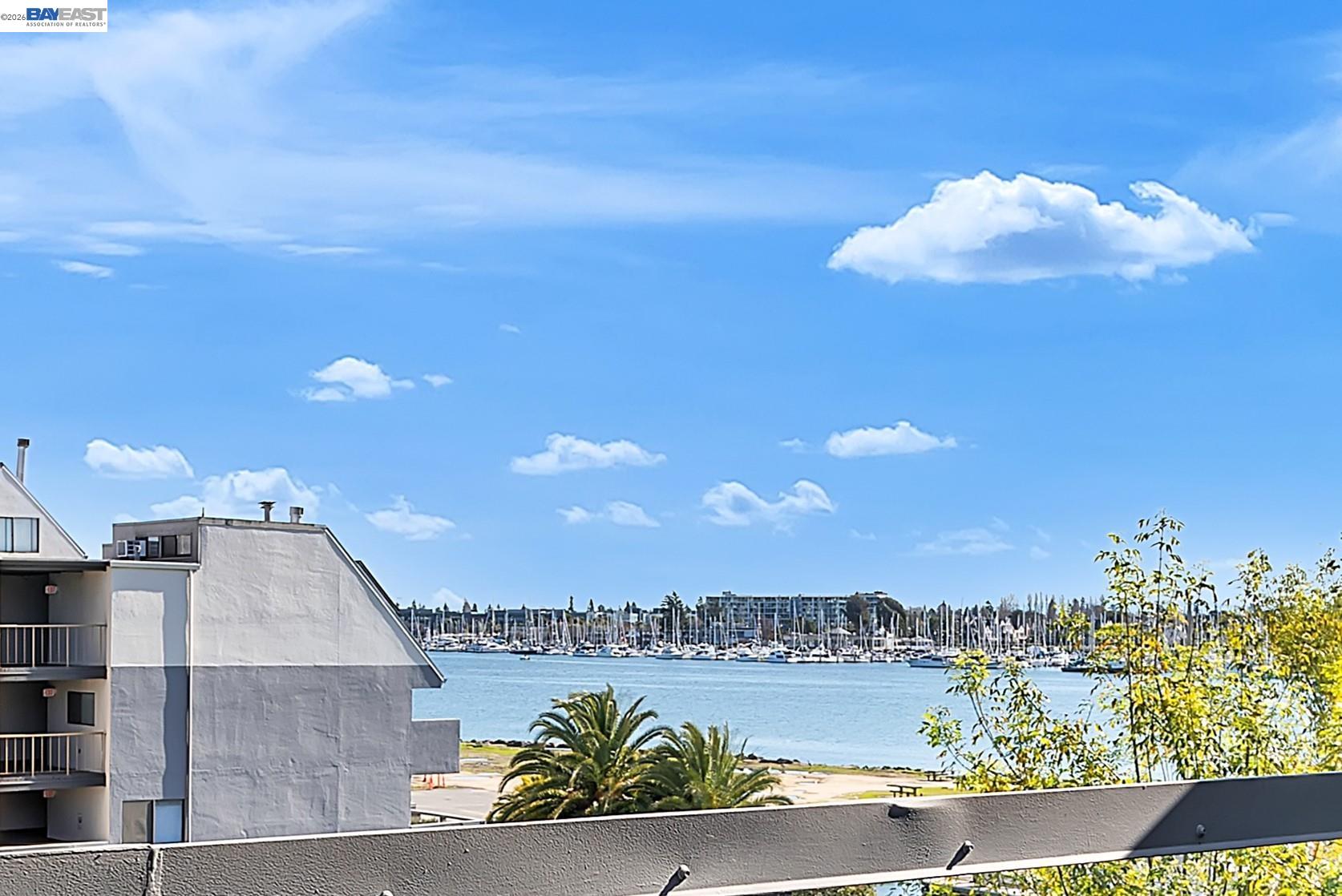 Condos For Sale in Oakland, CA