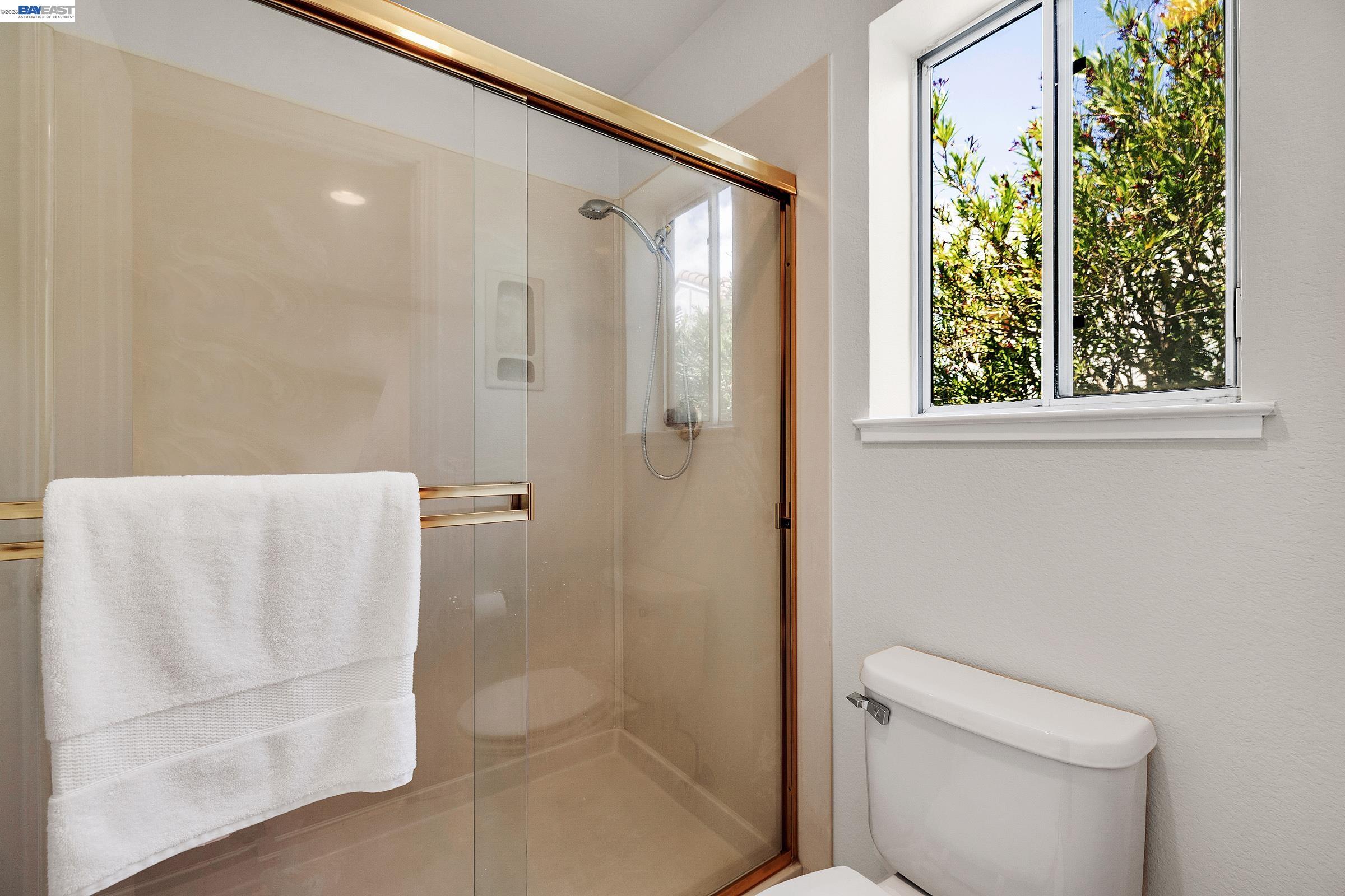 Photo #25: 41132379 Listing: Photo #25