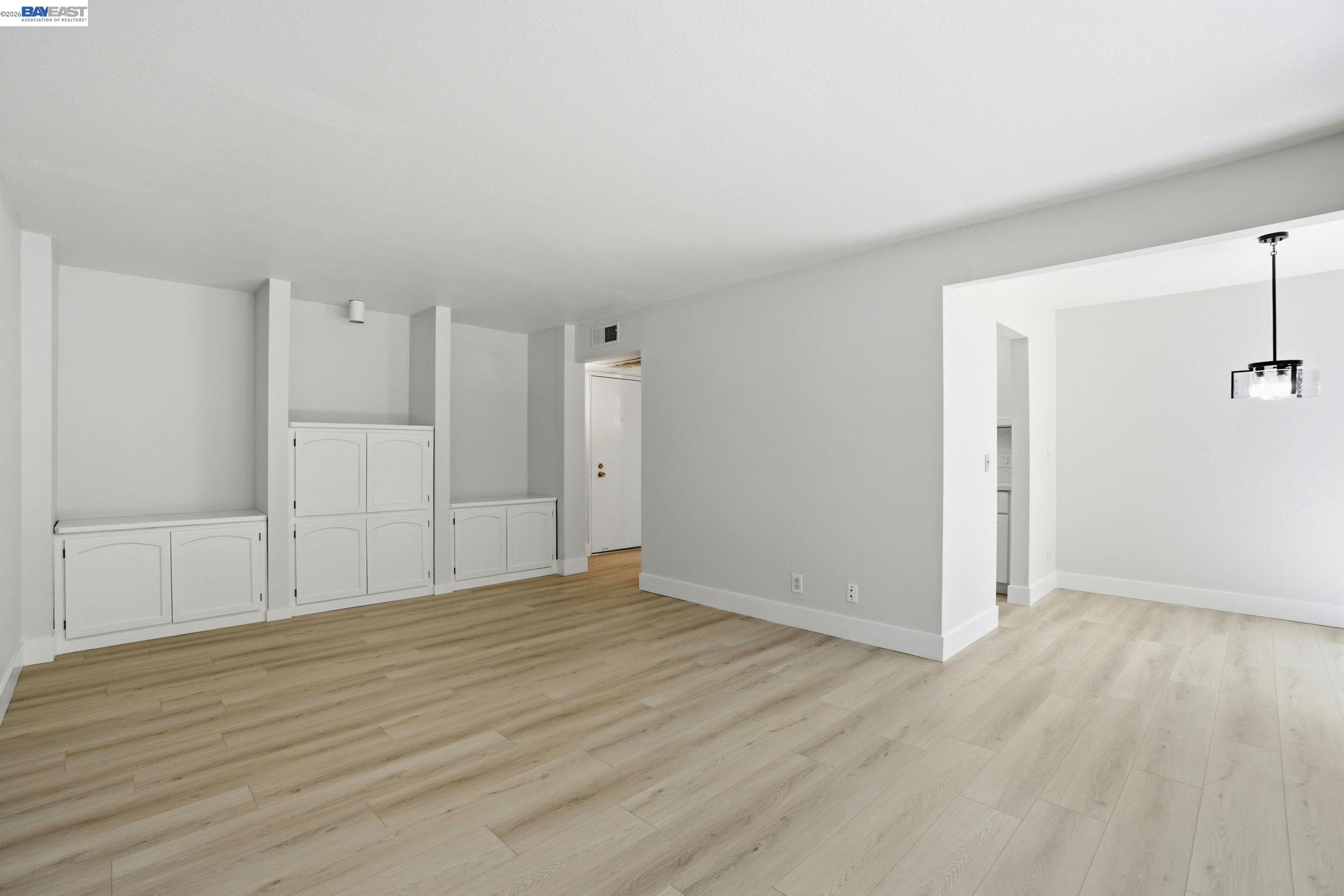 Photo #11: 41132389 Listing: Photo #11