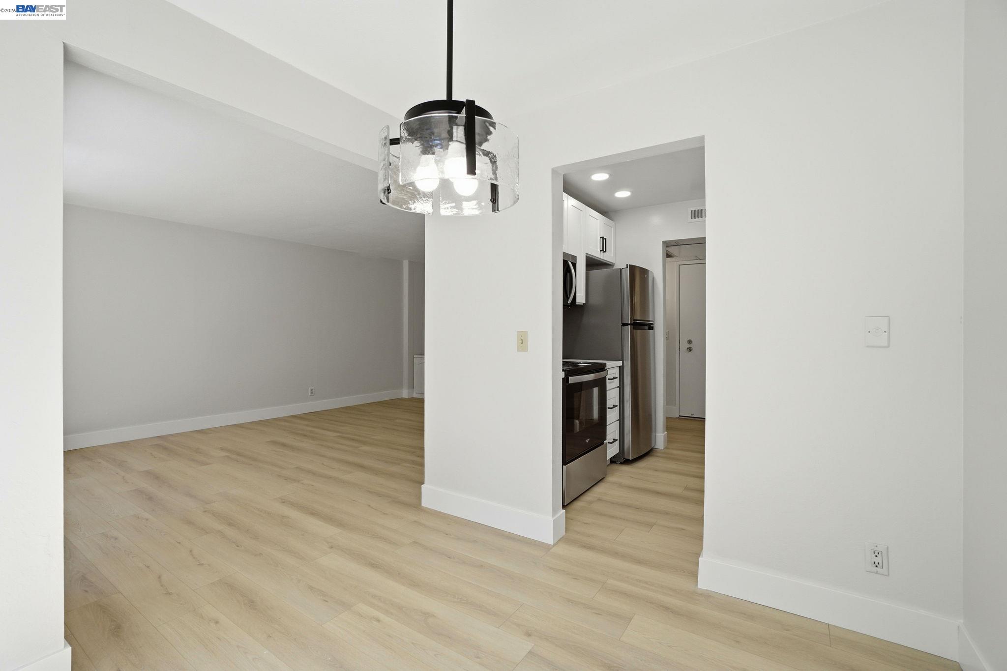 Photo #18: 41132389 Listing: Photo #18