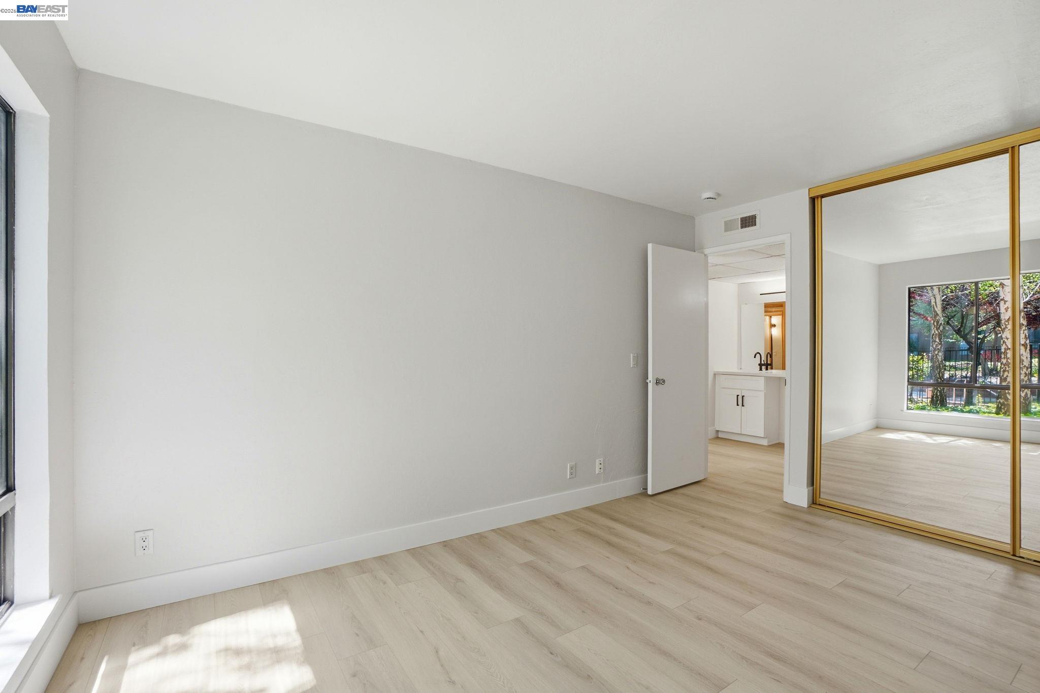 Photo #27: 41132389 Listing: Photo #27