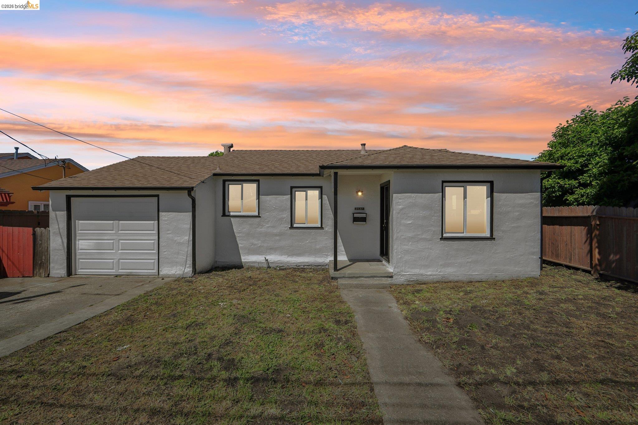 Front Image Thumbnail for EB41132390