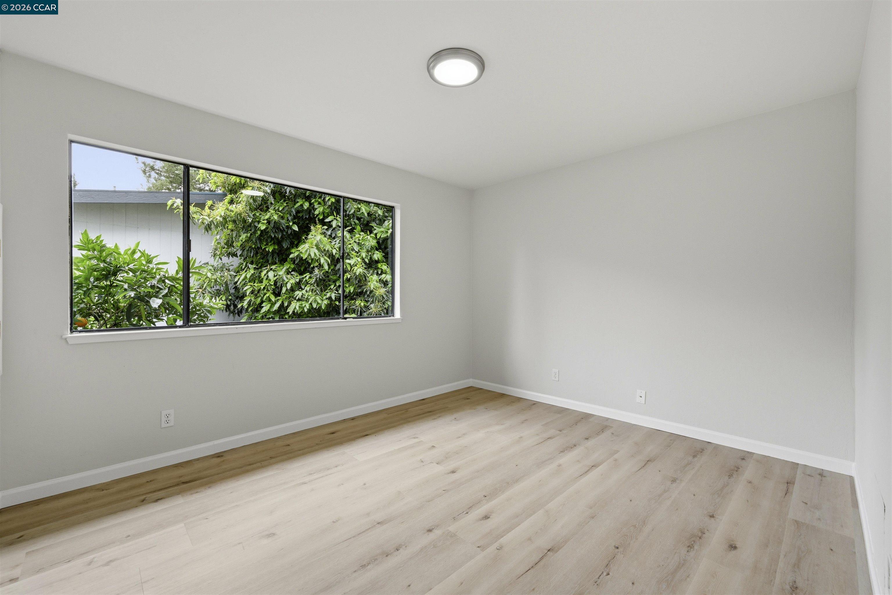 Photo #14: 41132405 Listing: Photo #14