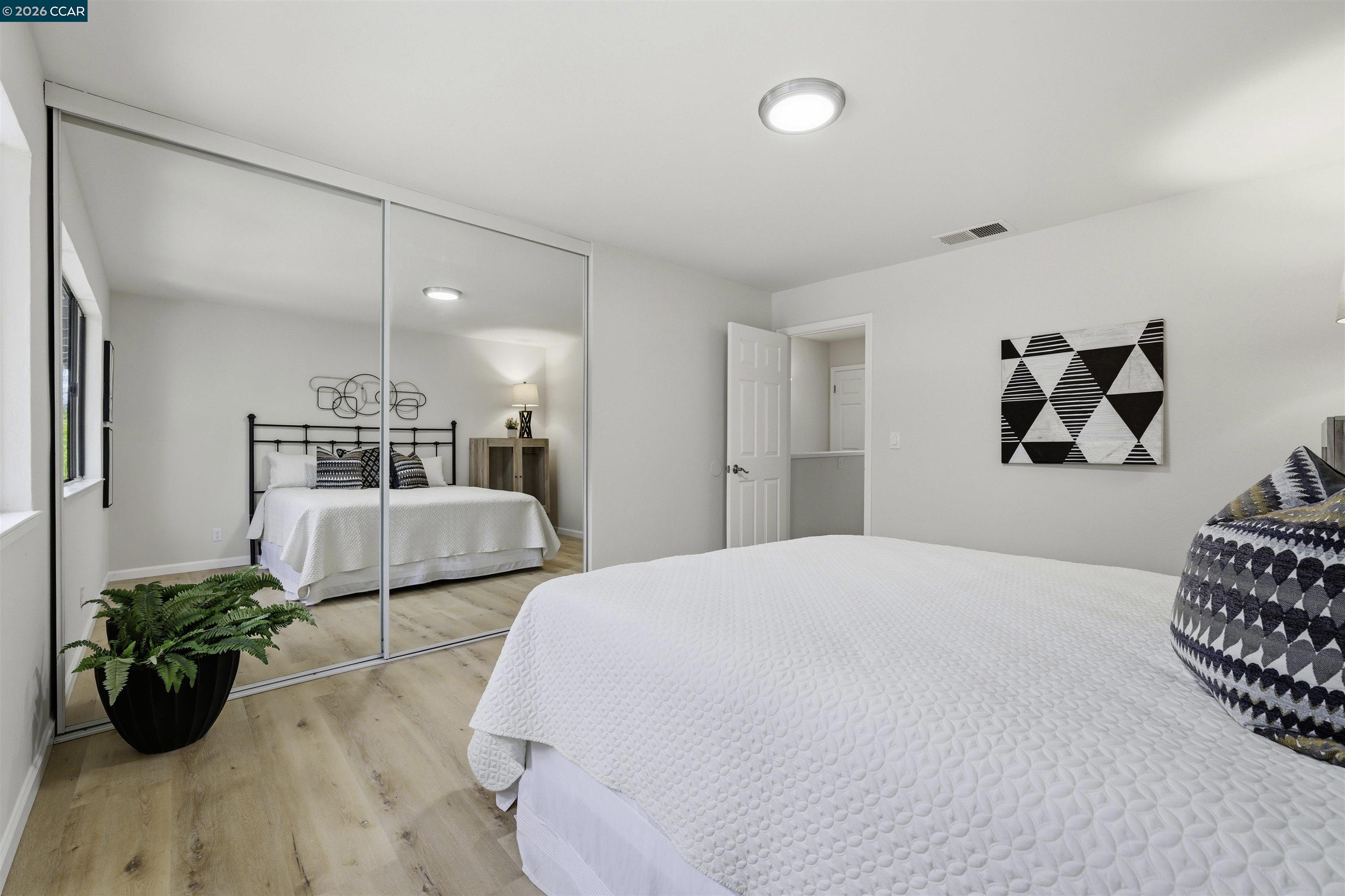 Photo #21: 41132405 Listing: Photo #21