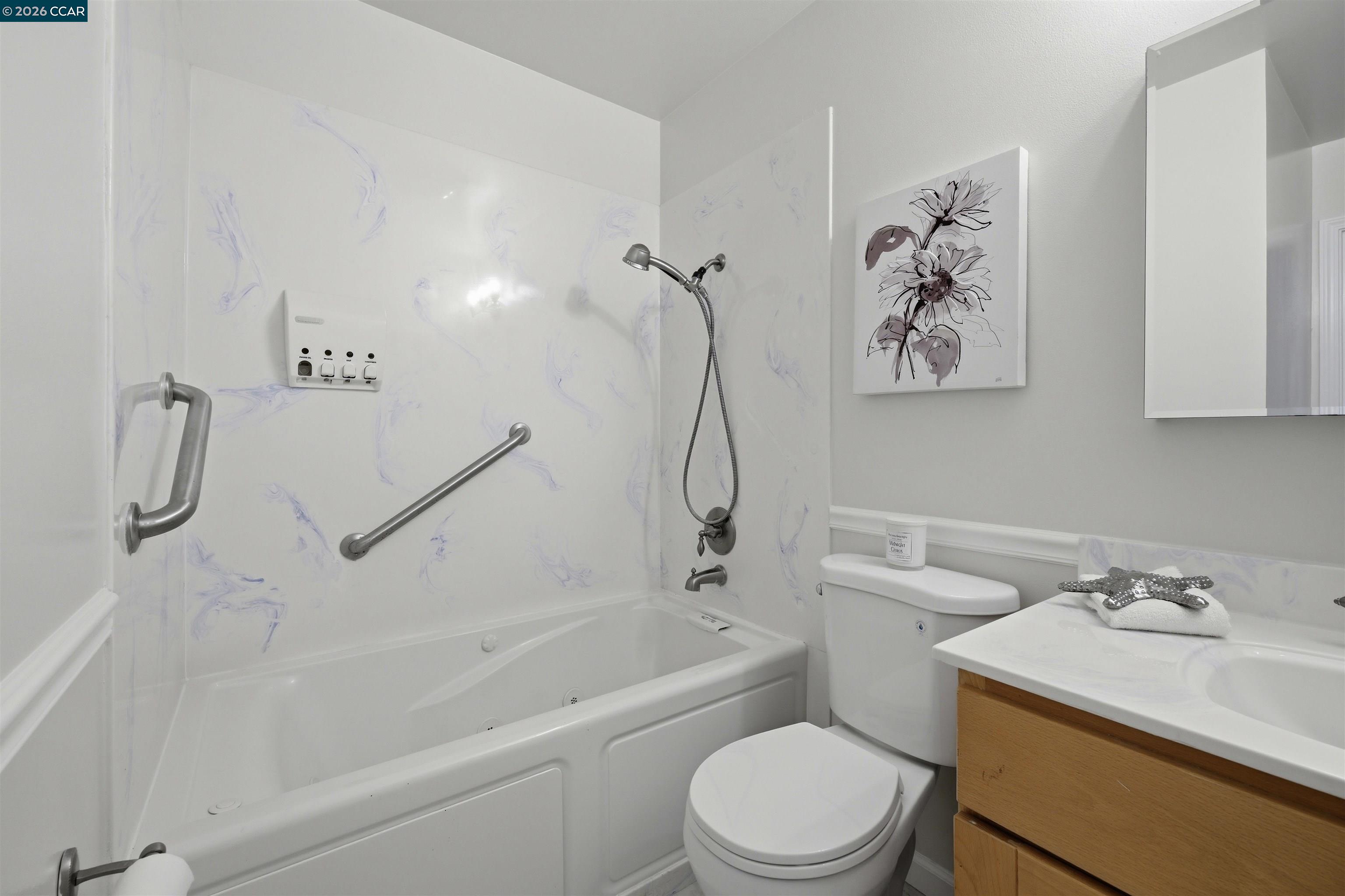 Photo #24: 41132405 Listing: Photo #24