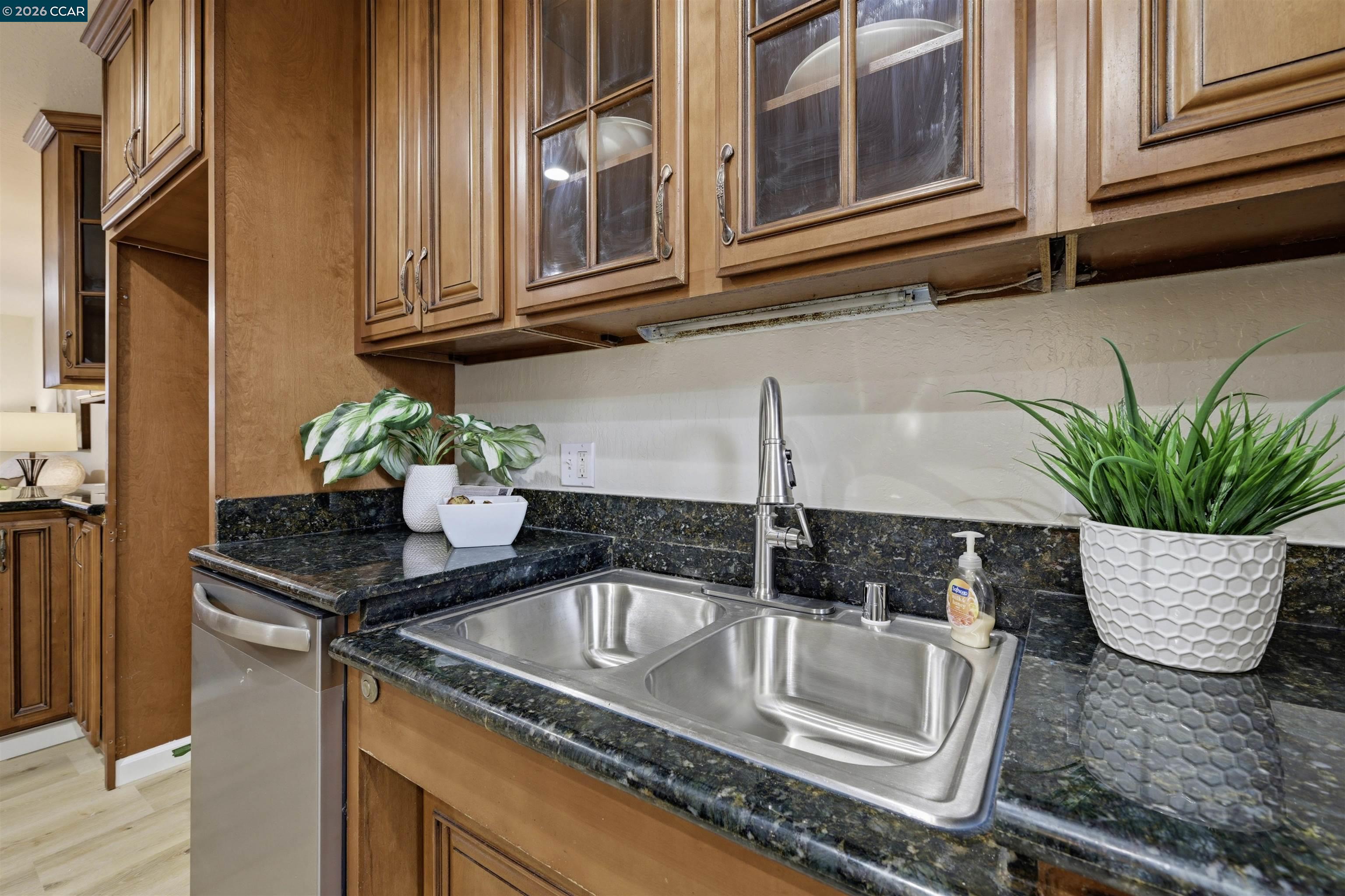 Photo #10: 41132405 Listing: Photo #10