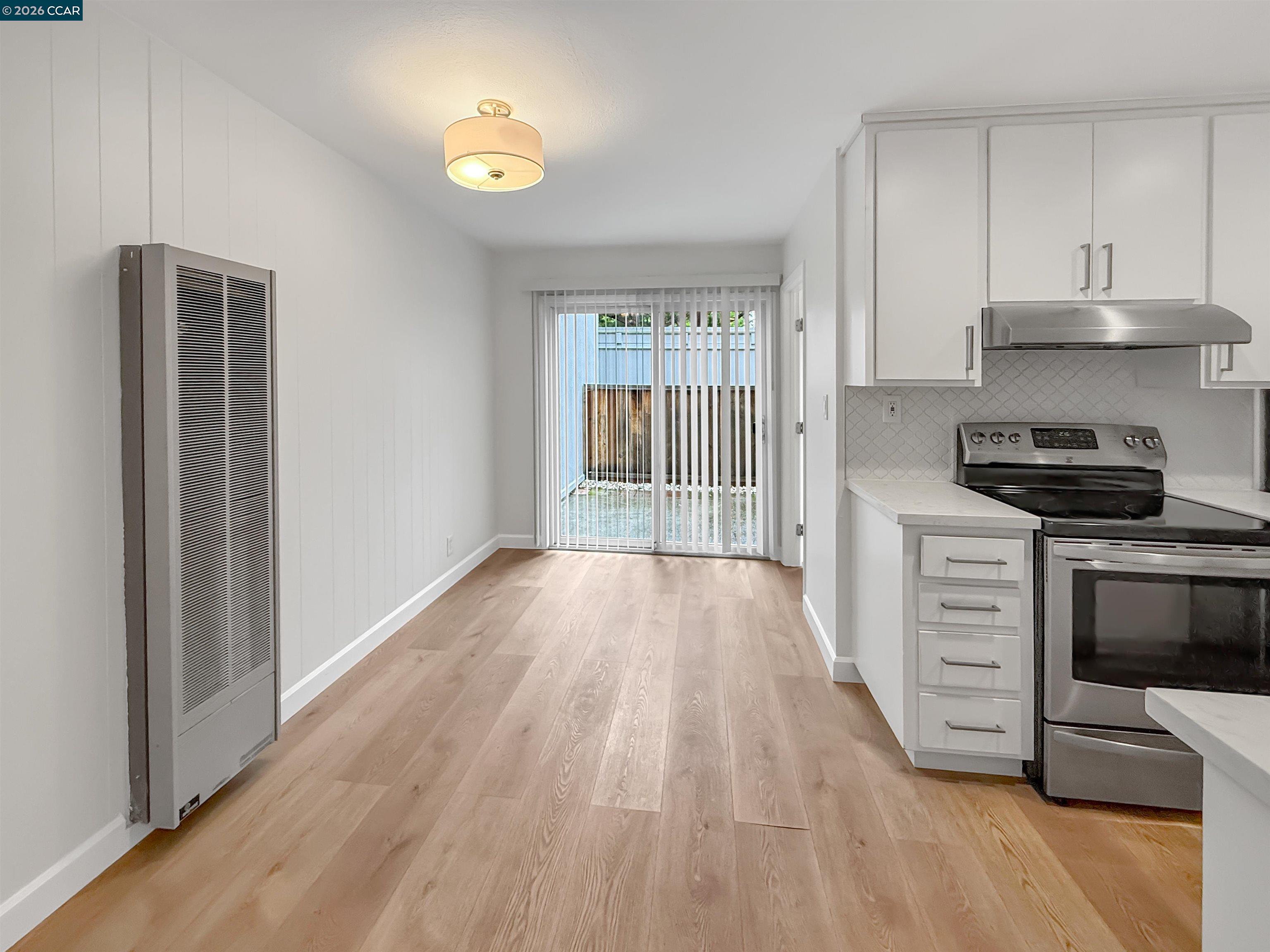 Photo #9: 41132409 Listing: Photo #9