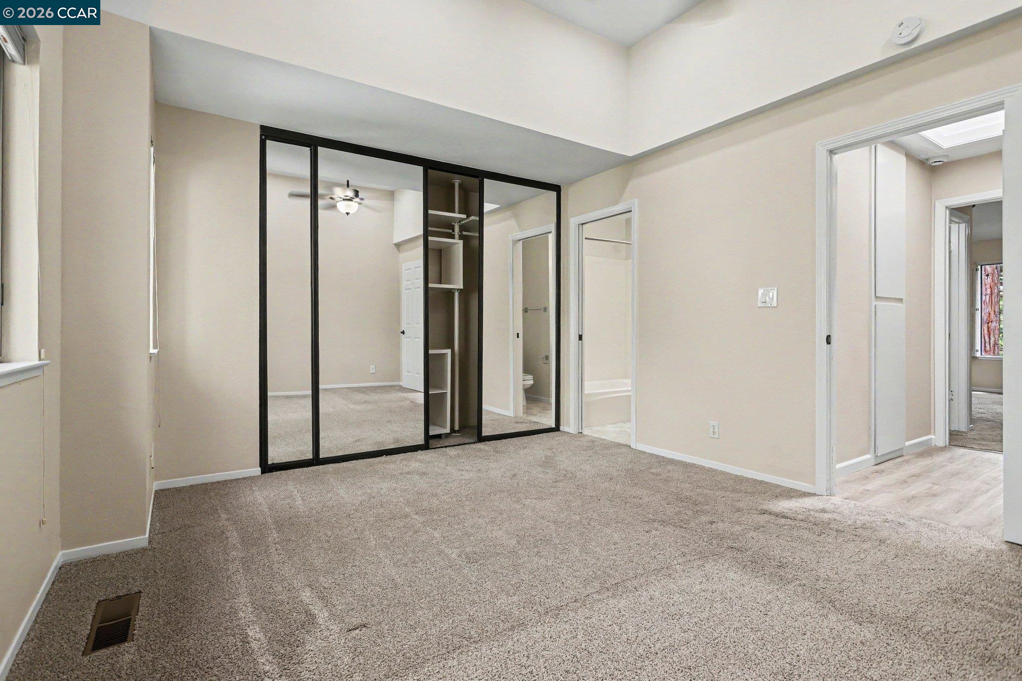 Photo #11: 41132416 Listing: Photo #11