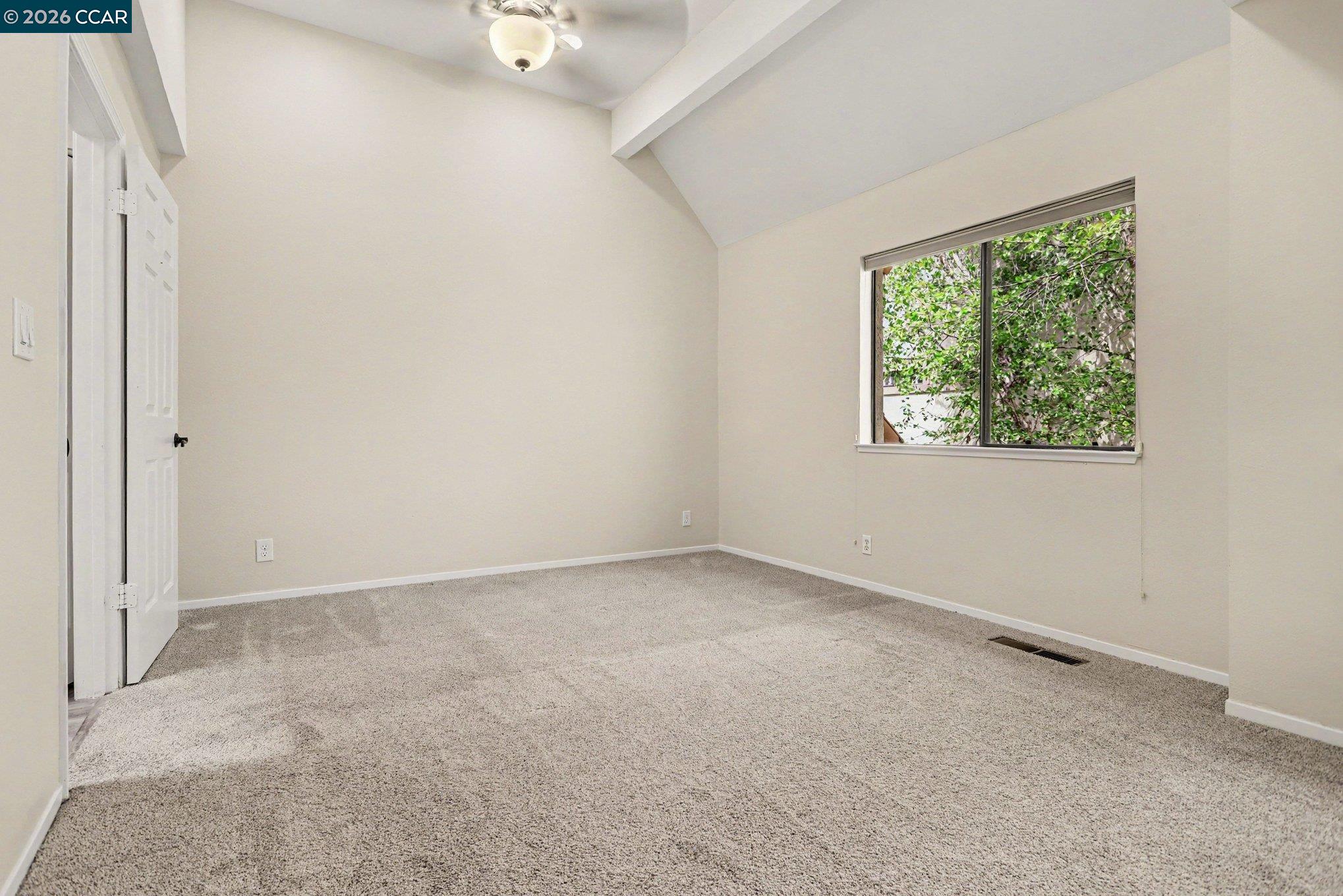 Photo #13: 41132416 Listing: Photo #13