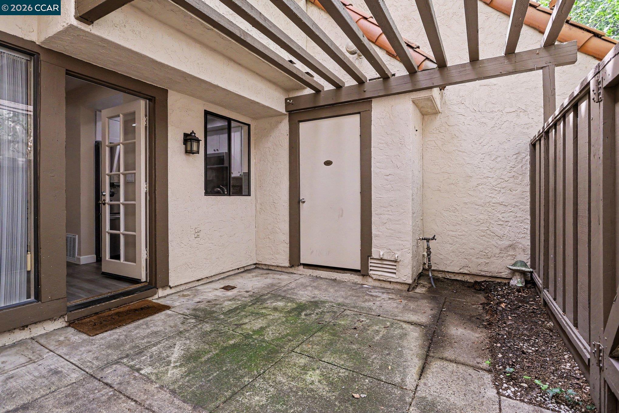 Photo #4: 41132416 Listing: Photo #4