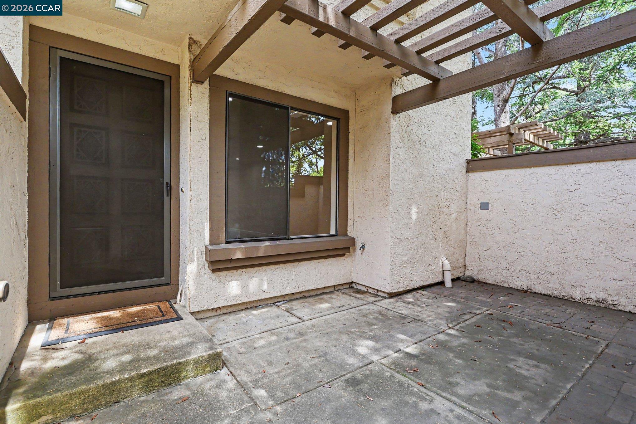 Photo #5: 41132416 Listing: Photo #5