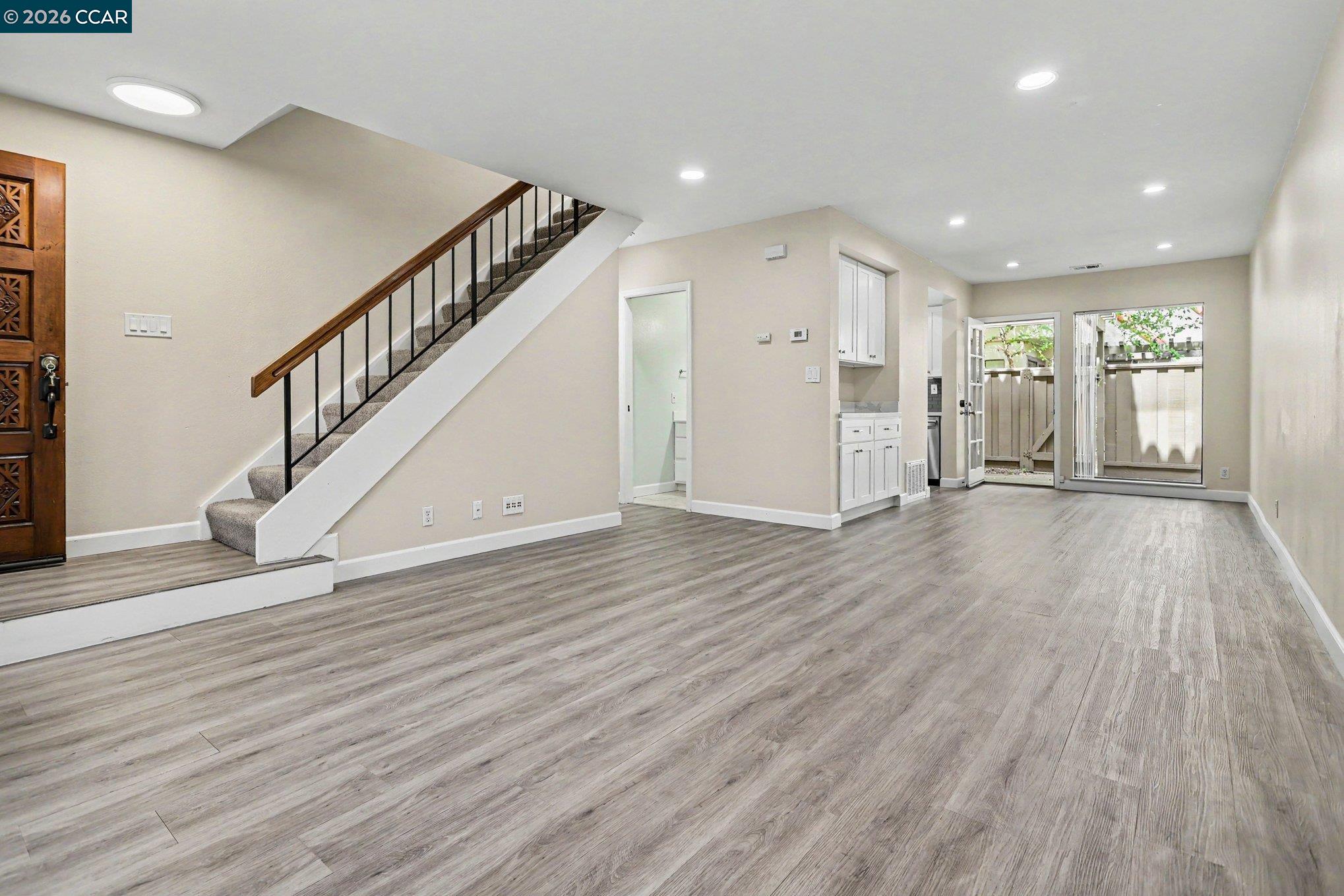 Photo #7: 41132416 Listing: Photo #7