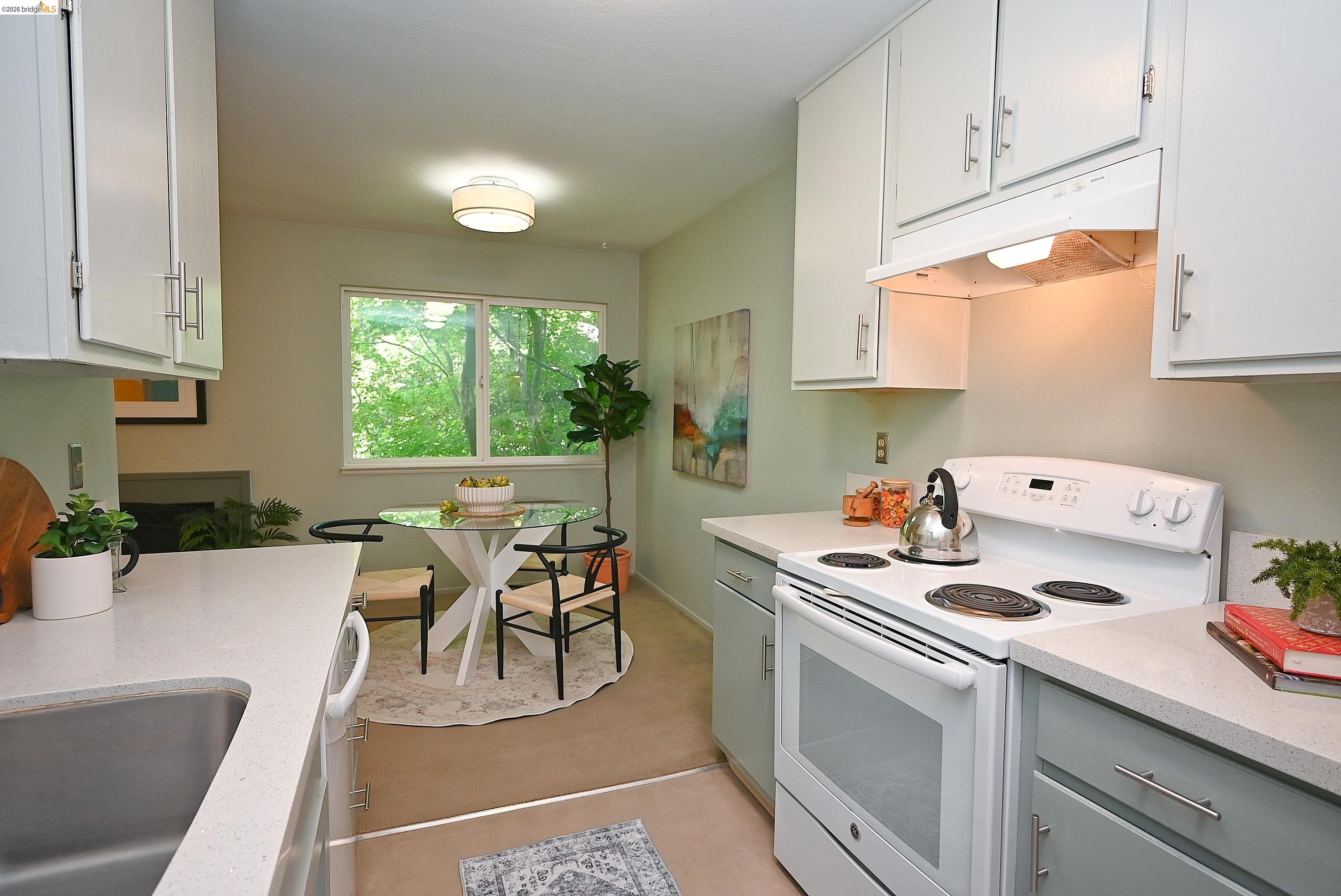 Photo #13: 41132422 Listing: Photo #13