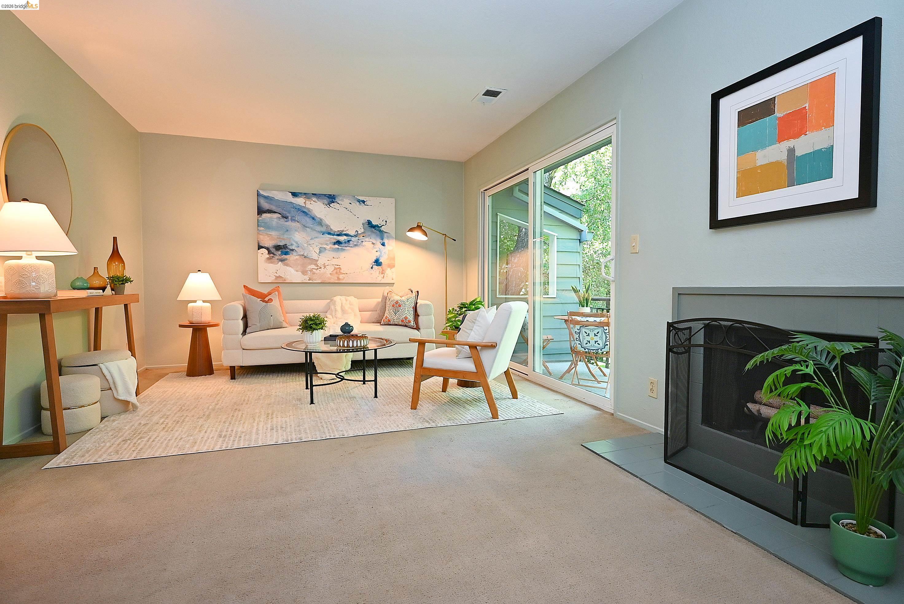 Photo #6: 41132422 Listing: Photo #6