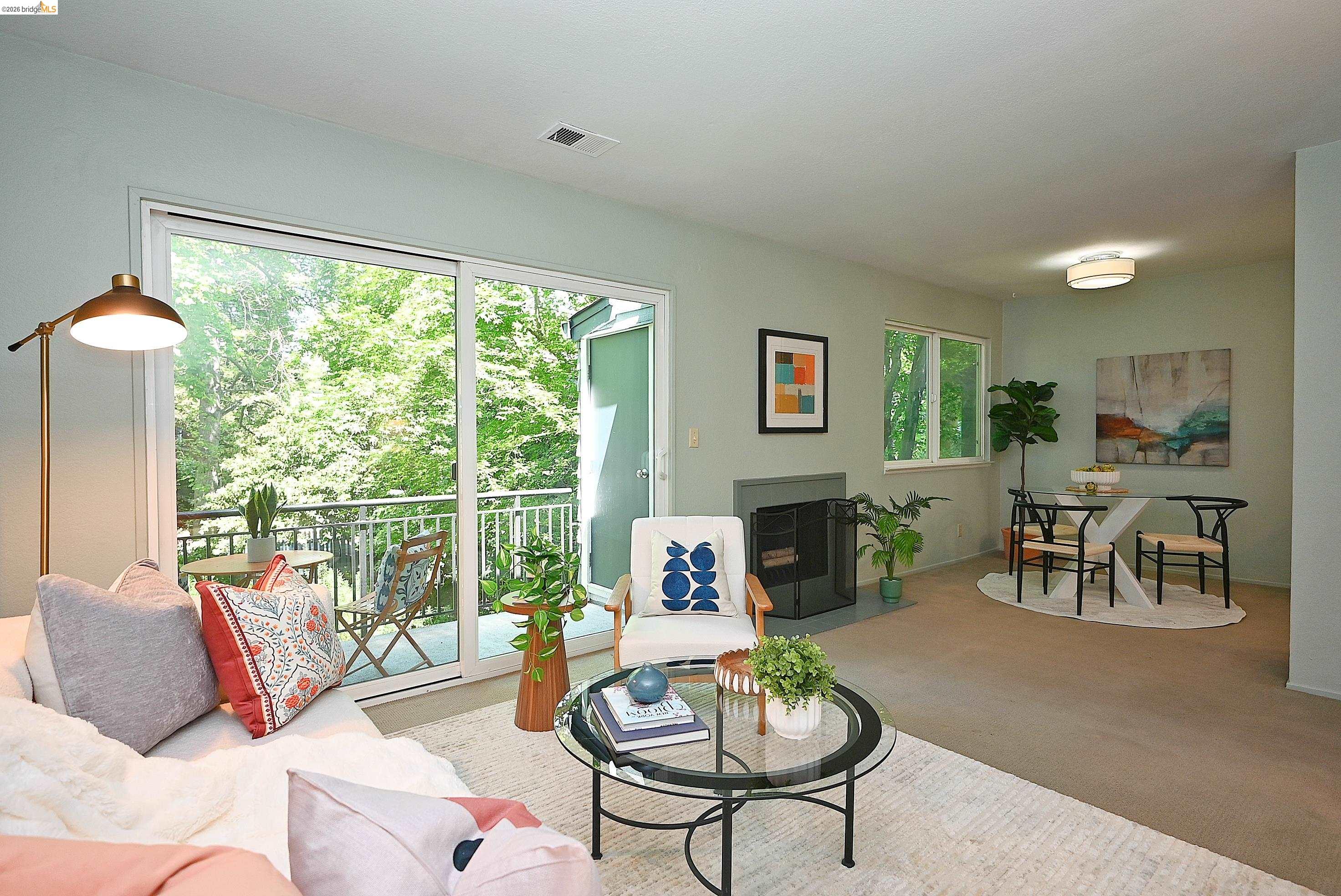 Photo #7: 41132422 Listing: Photo #7