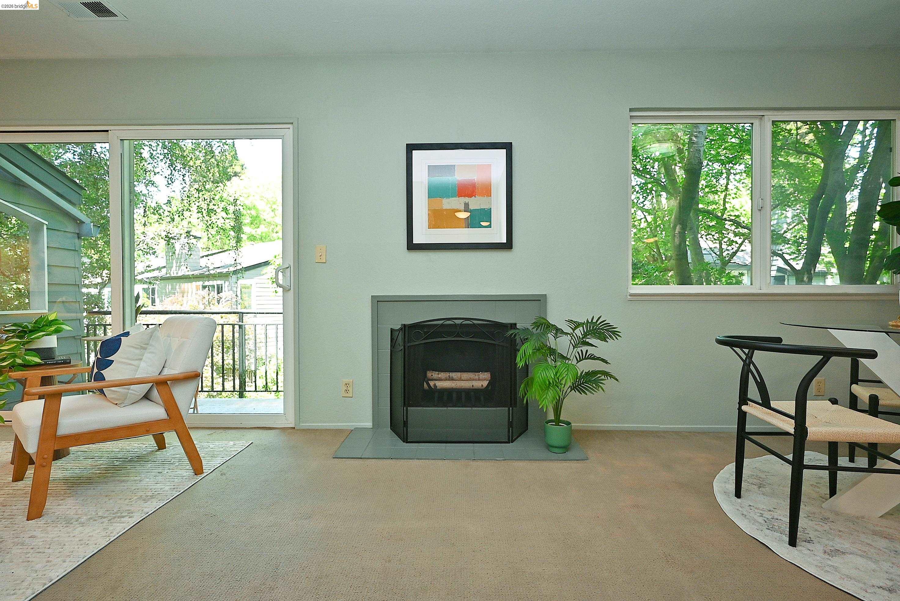 Photo #8: 41132422 Listing: Photo #8