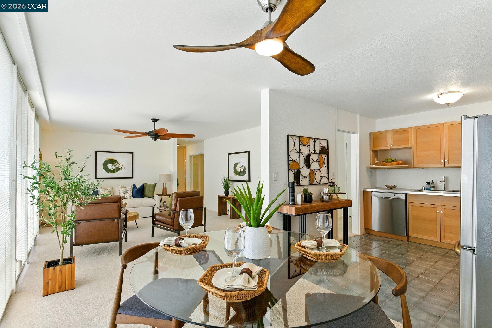 Front Image Thumbnail for CC41132458