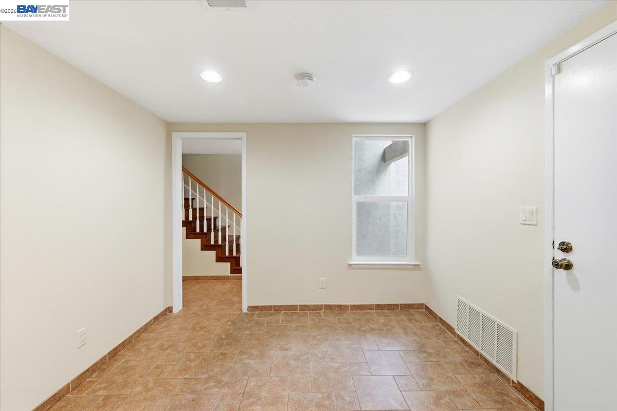 Photo #12: 41132473 Listing: Photo #12