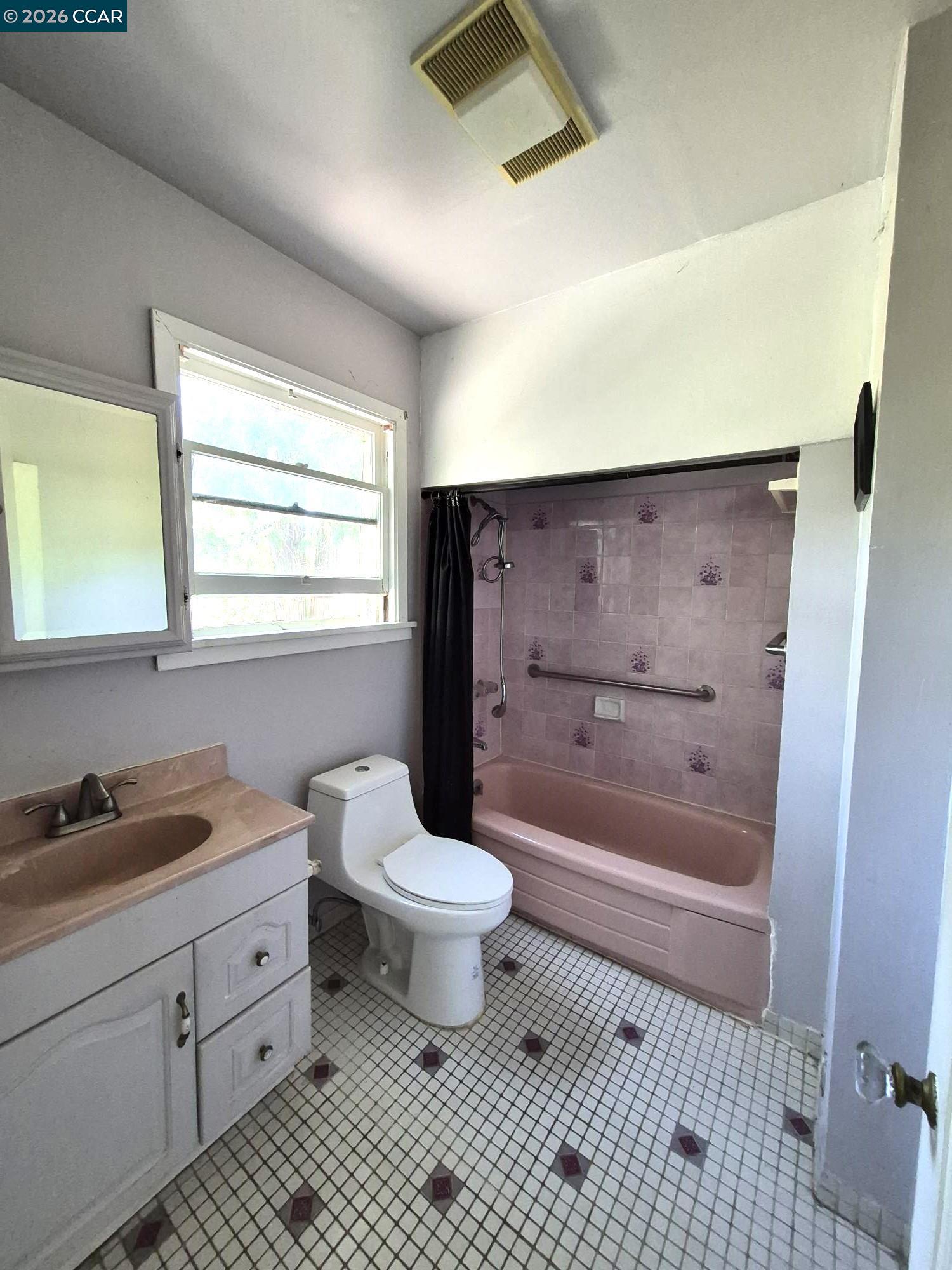 826 Carlston Ave, Oakland CA 94610 — photo 13