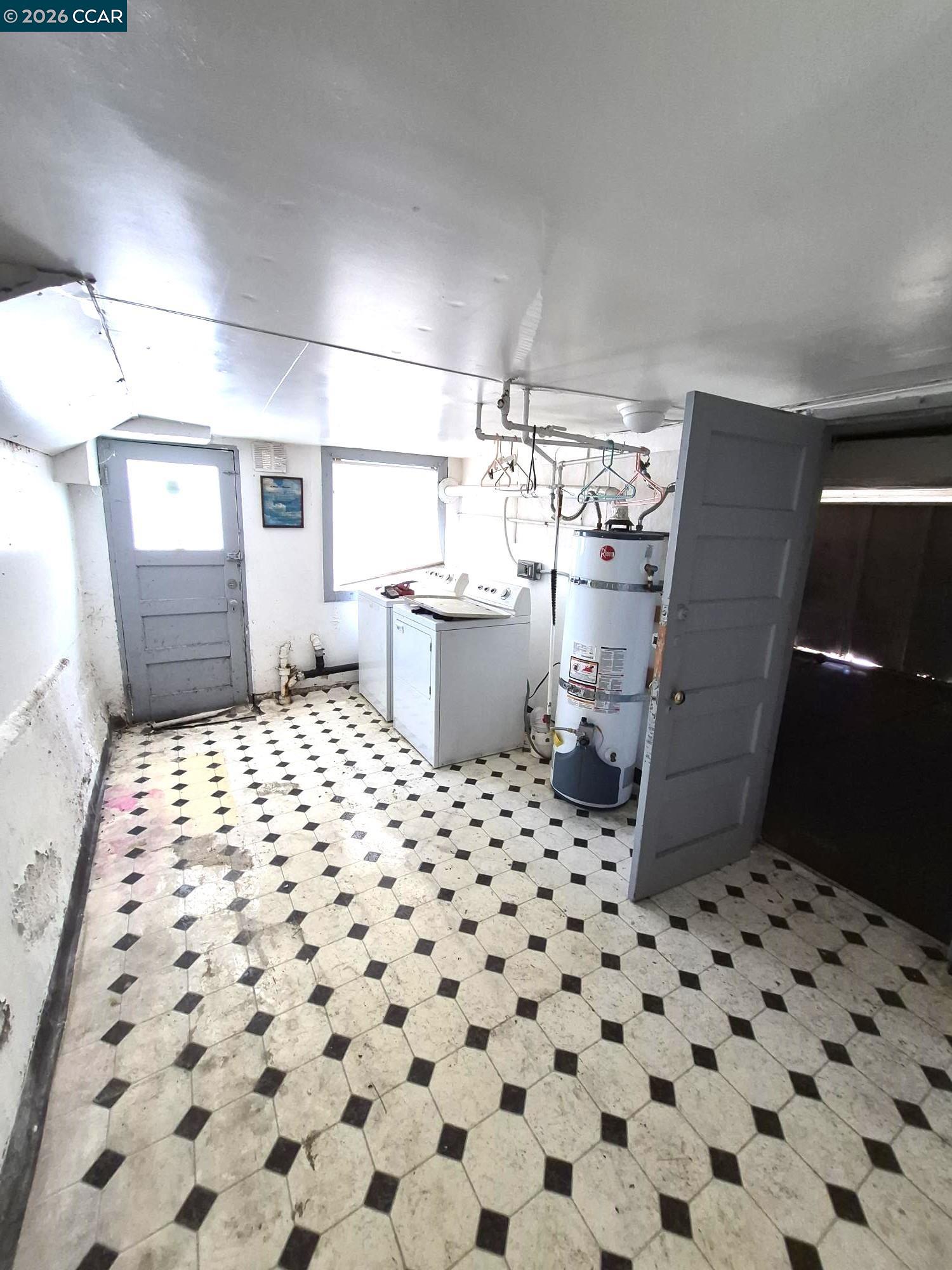 826 Carlston Ave, Oakland CA 94610 — photo 17
