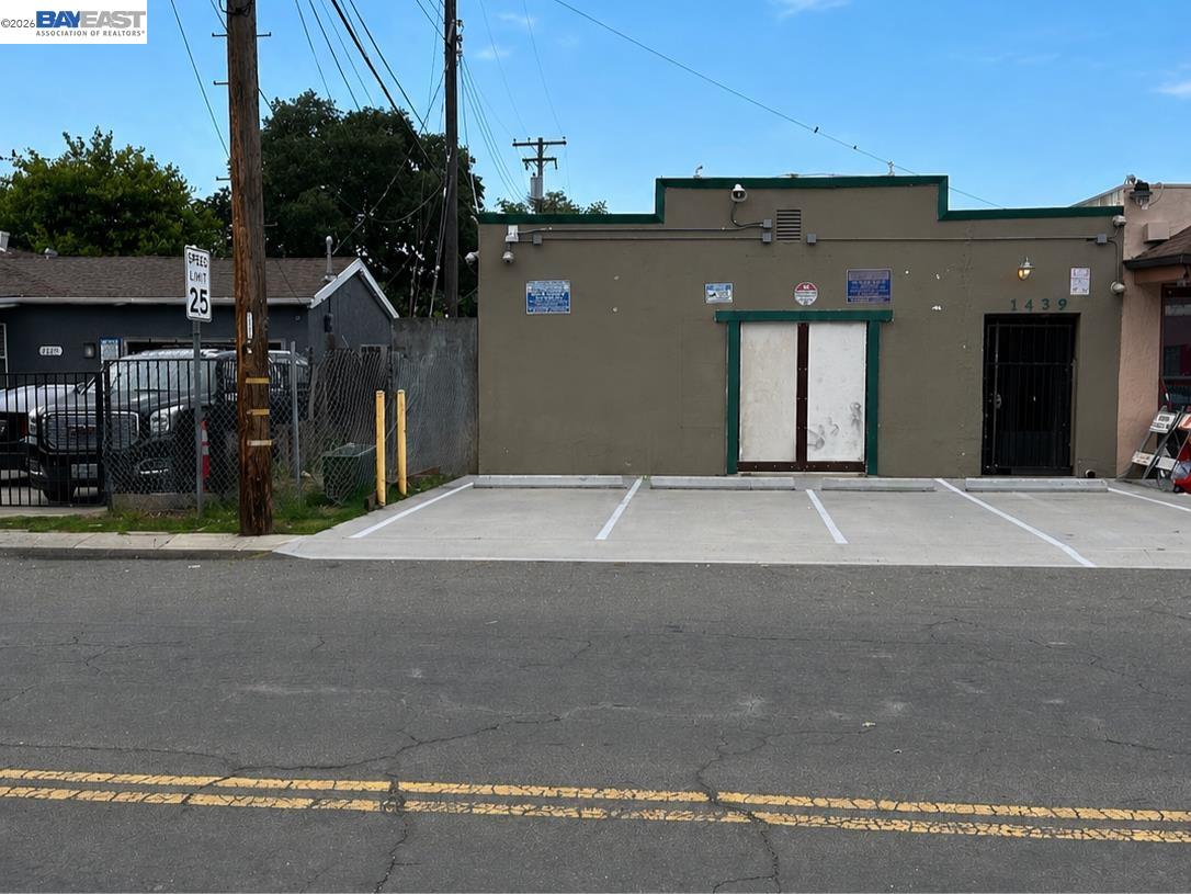 1439 Arcade Blvd, Sacramento, CA, 95815