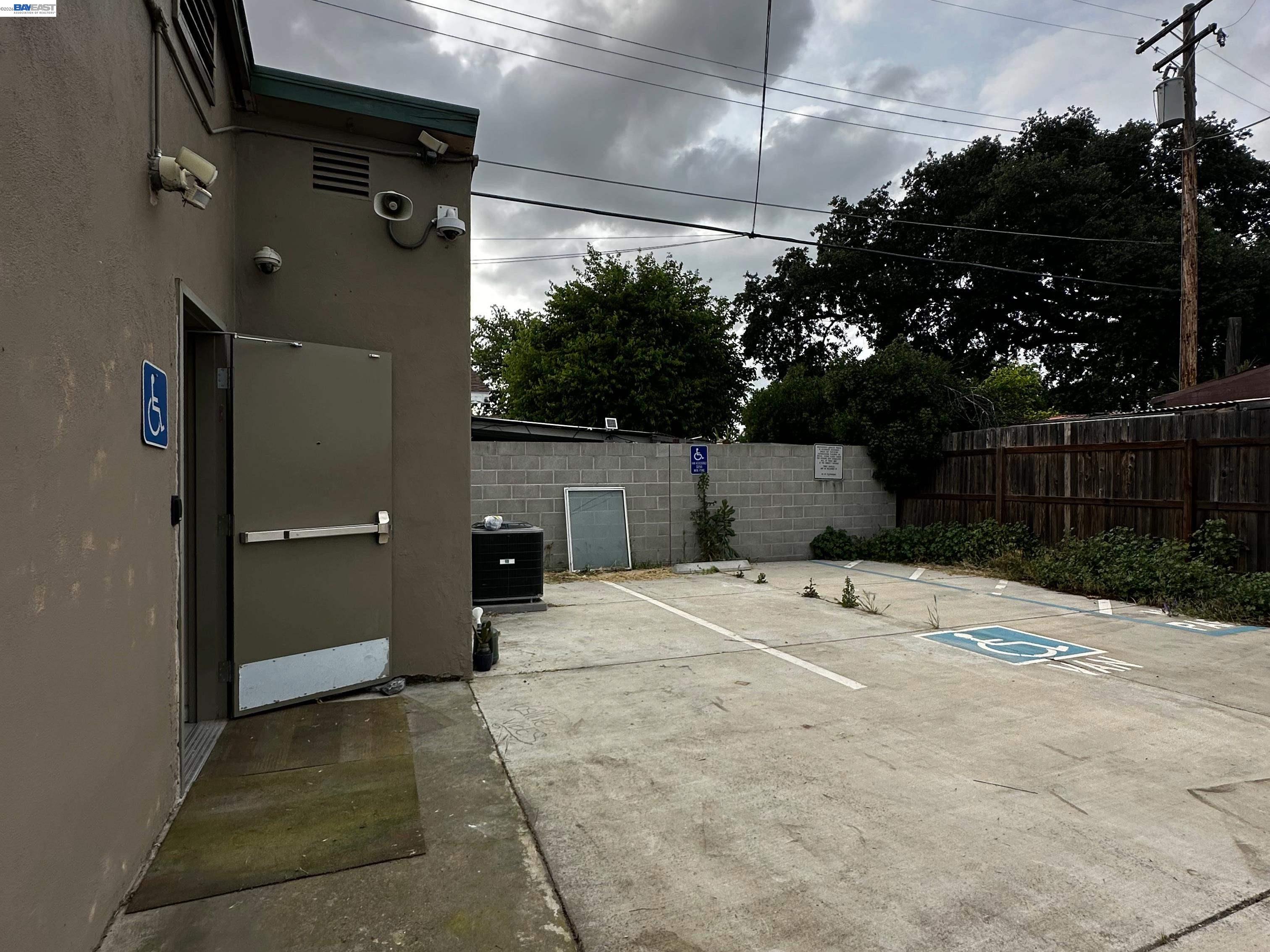 1439 Arcade Blvd, Sacramento, CA, 95815
