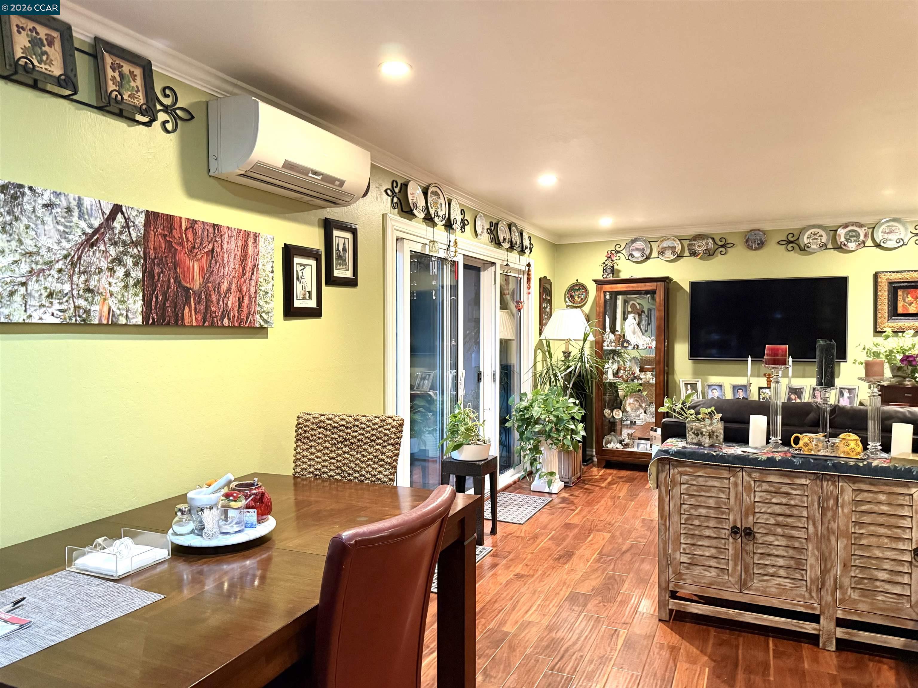 Photo #5: 41132501 Listing: Photo #5