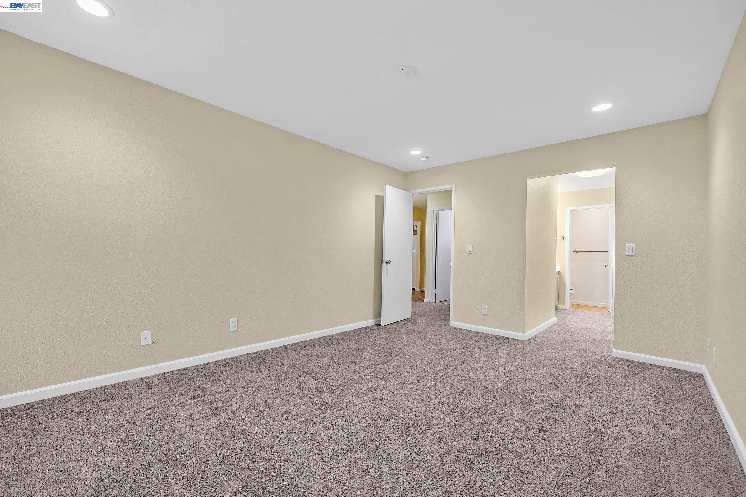 Photo #13: 41132509 Listing: Photo #13