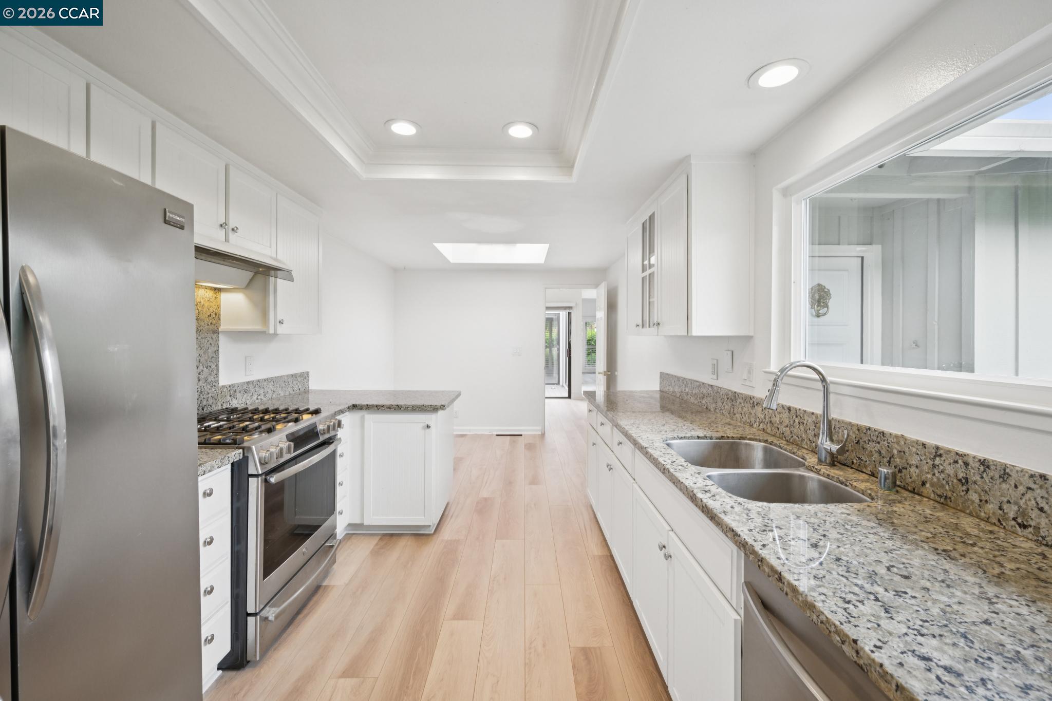 Photo #16: 41132511 Listing: Photo #16