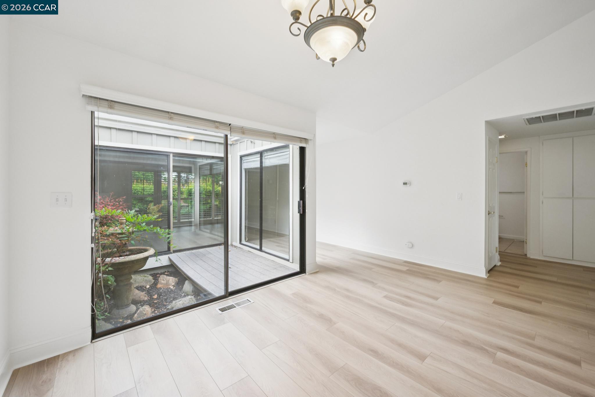 Photo #19: 41132511 Listing: Photo #19