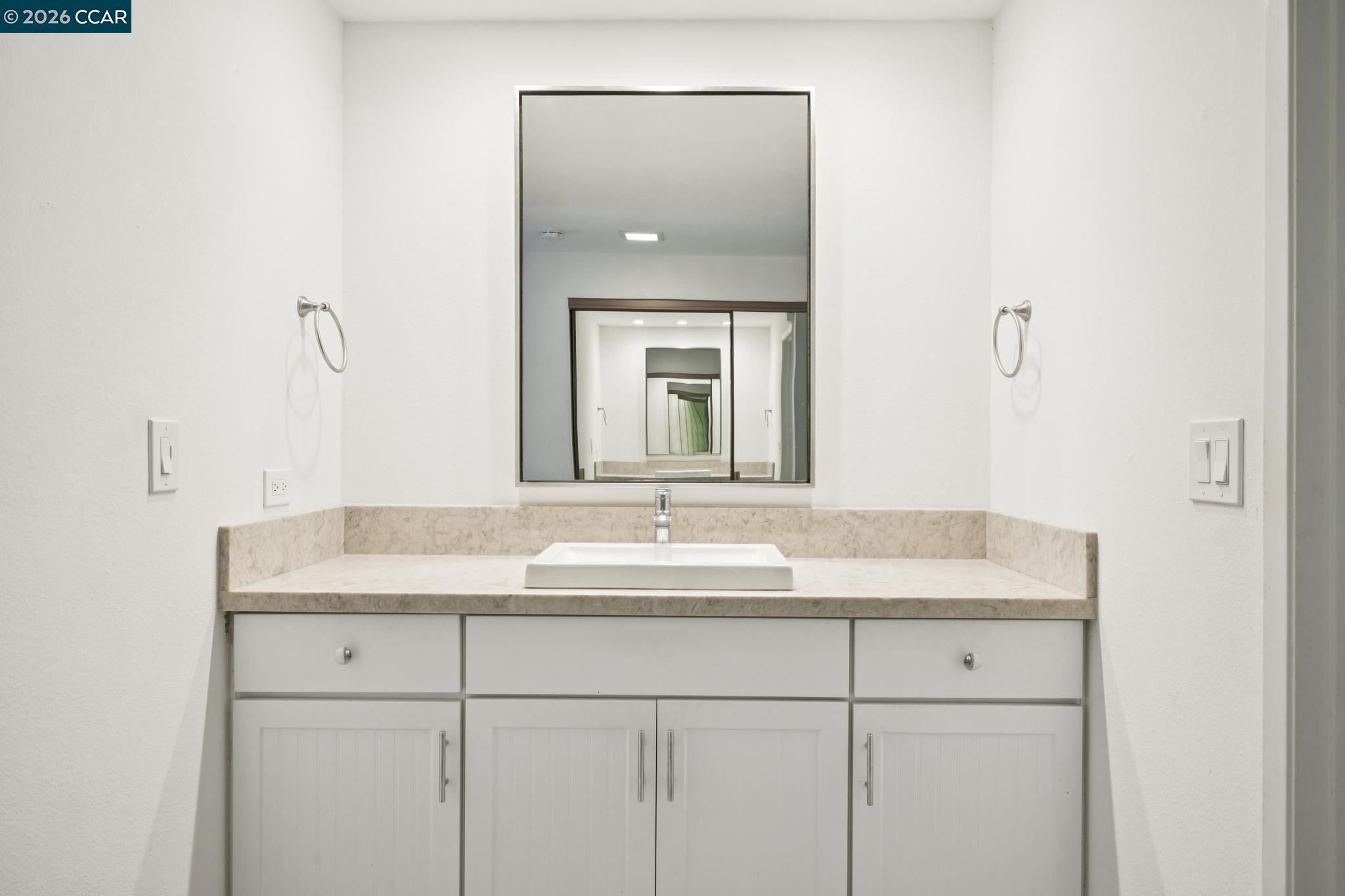 Photo #40: 41132511 Listing: Photo #40