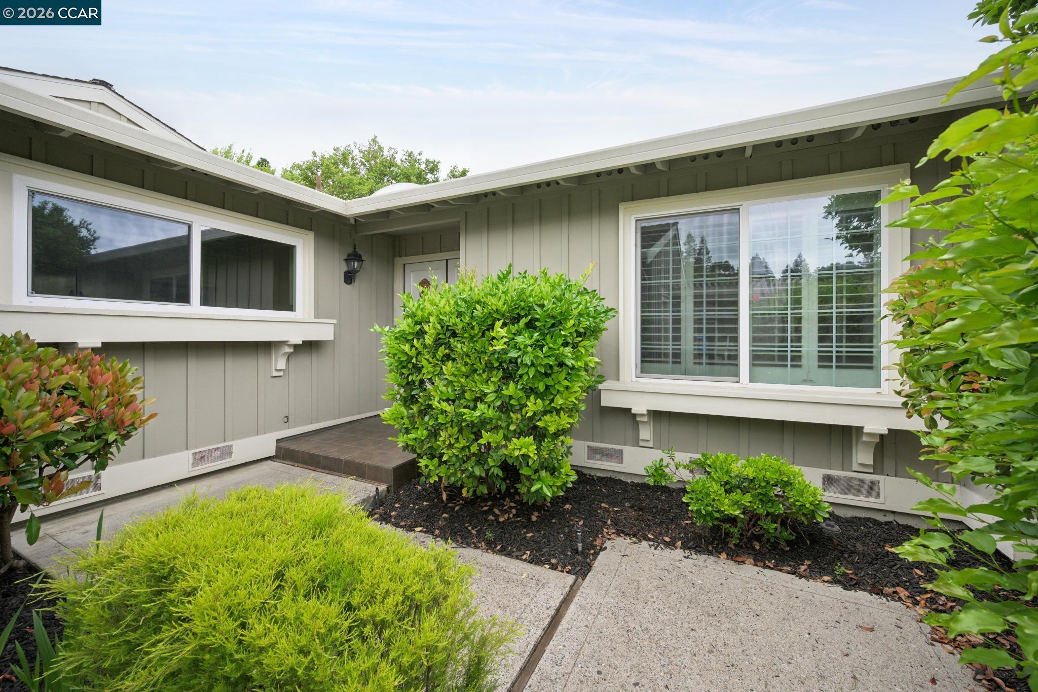 Photo #5: 41132511 Listing: Photo #5