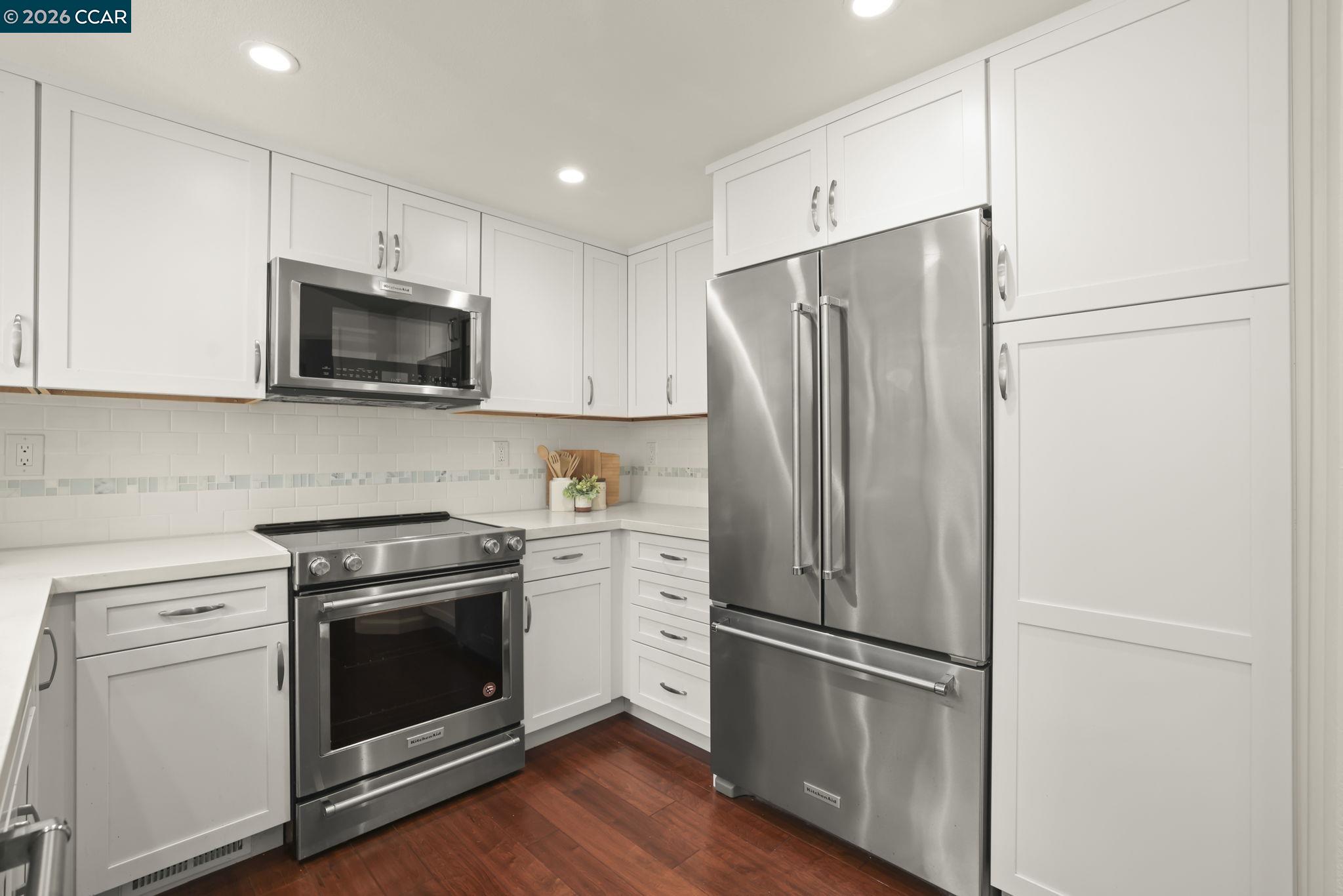 Photo #9: 41132512 Listing: Photo #9