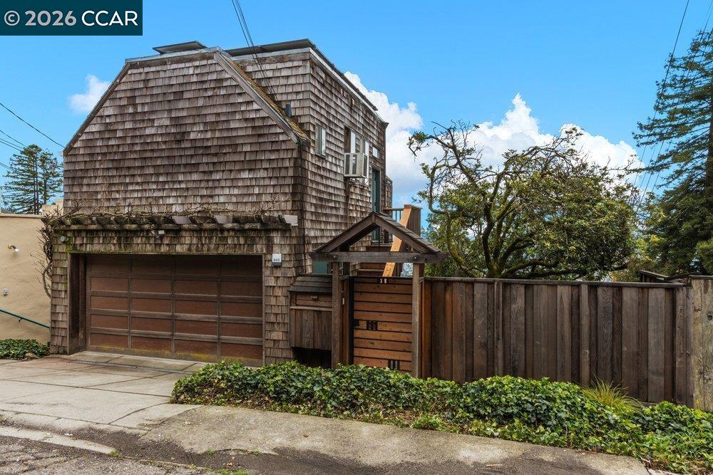 840 Hilldale Ave., Berkeley