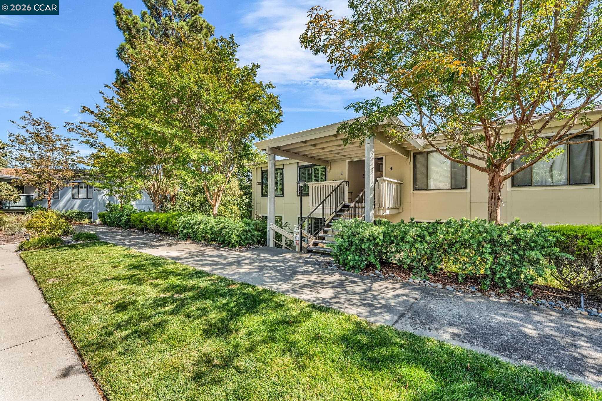 Photo #4: 41132519 Listing: Photo #4