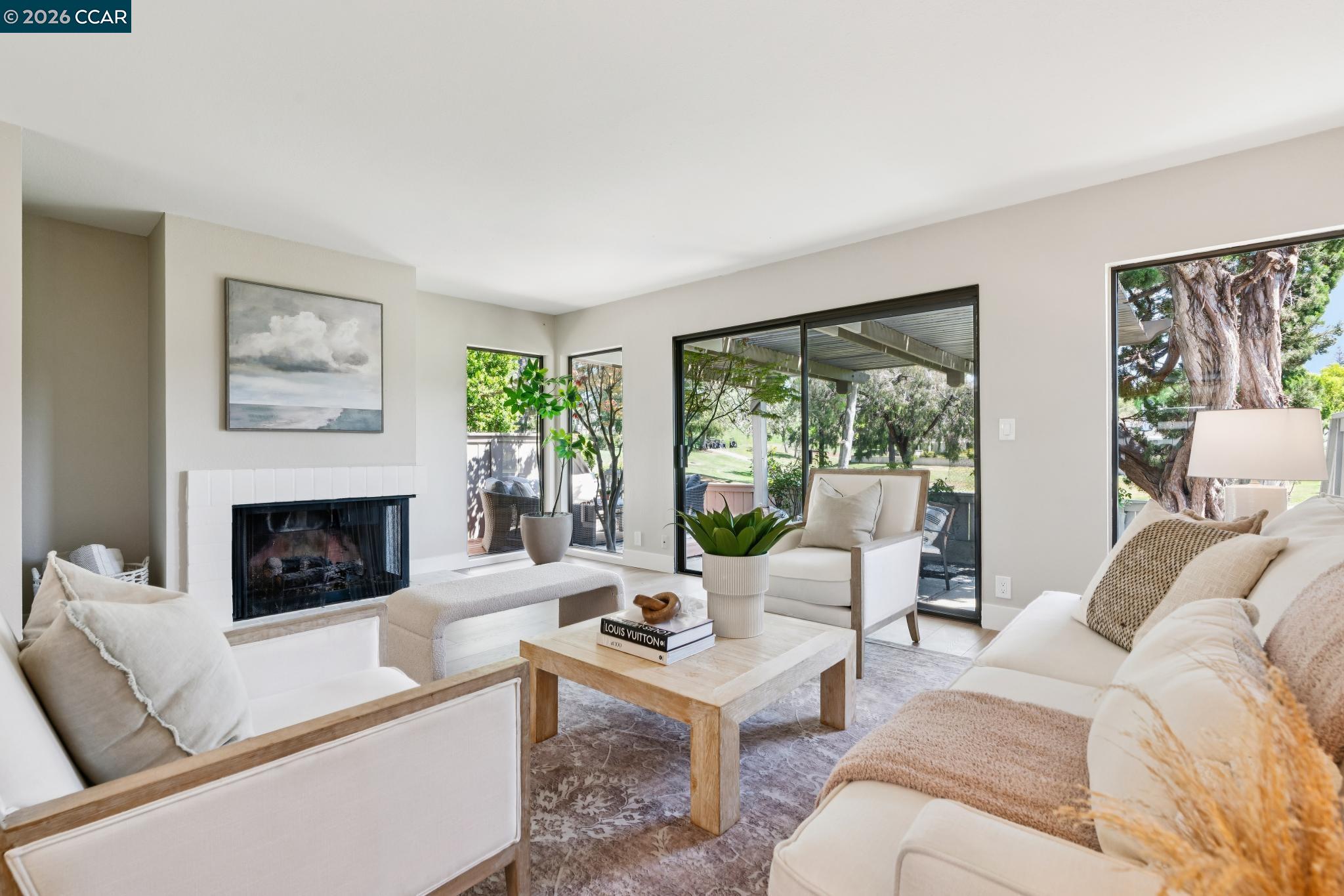 Photo #8: 41132525 Listing: Photo #8