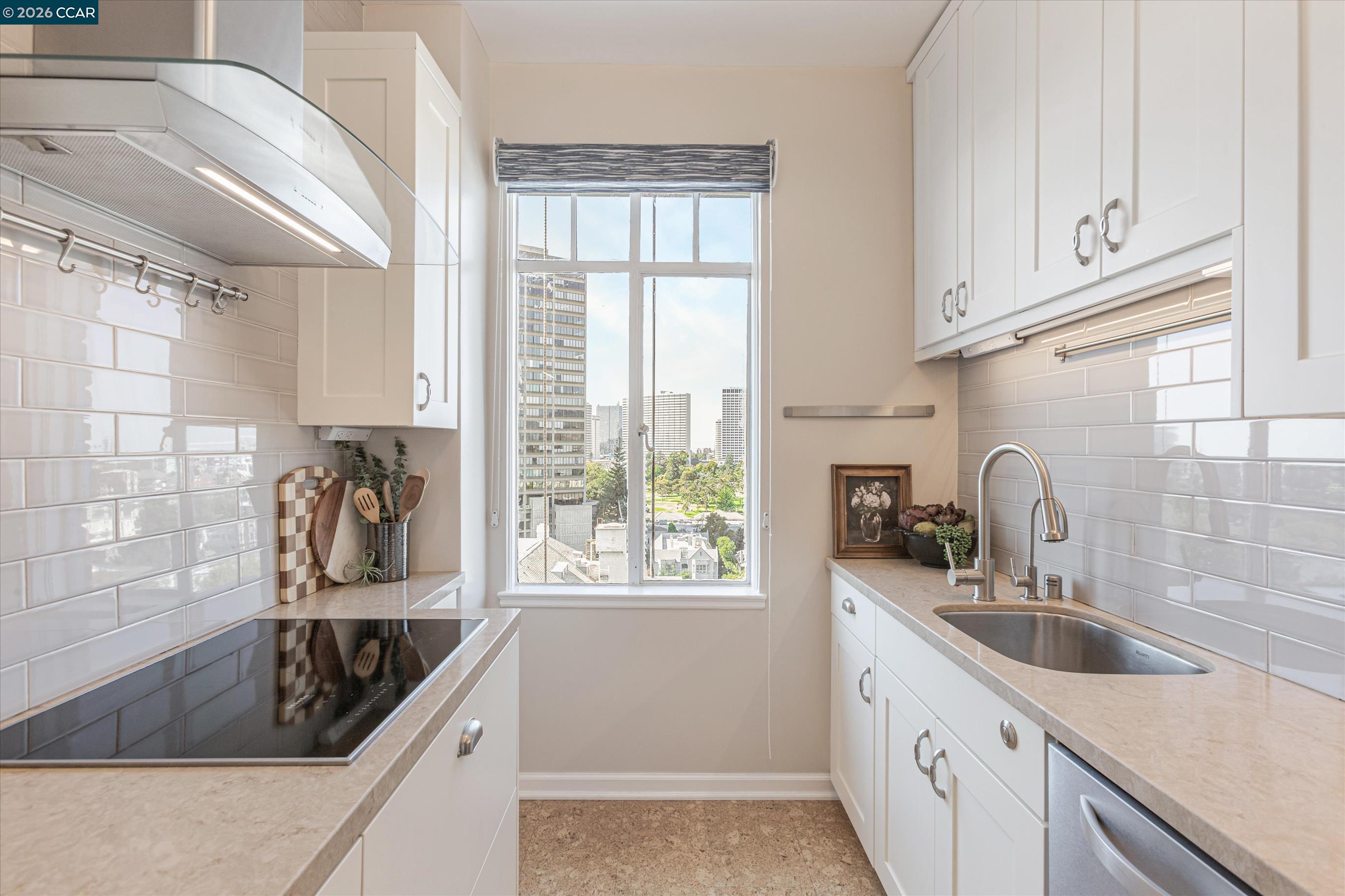 Photo #15: 41132528 Listing: Photo #15