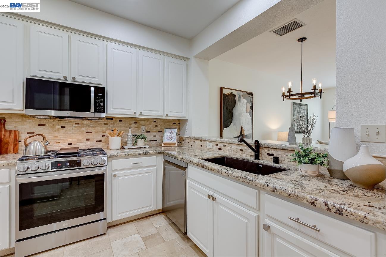 Photo #13: 41132533 Listing: Photo #13