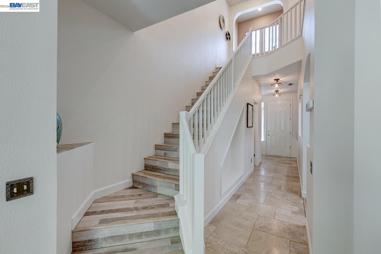 Photo #5: 41132533 Listing: Photo #5