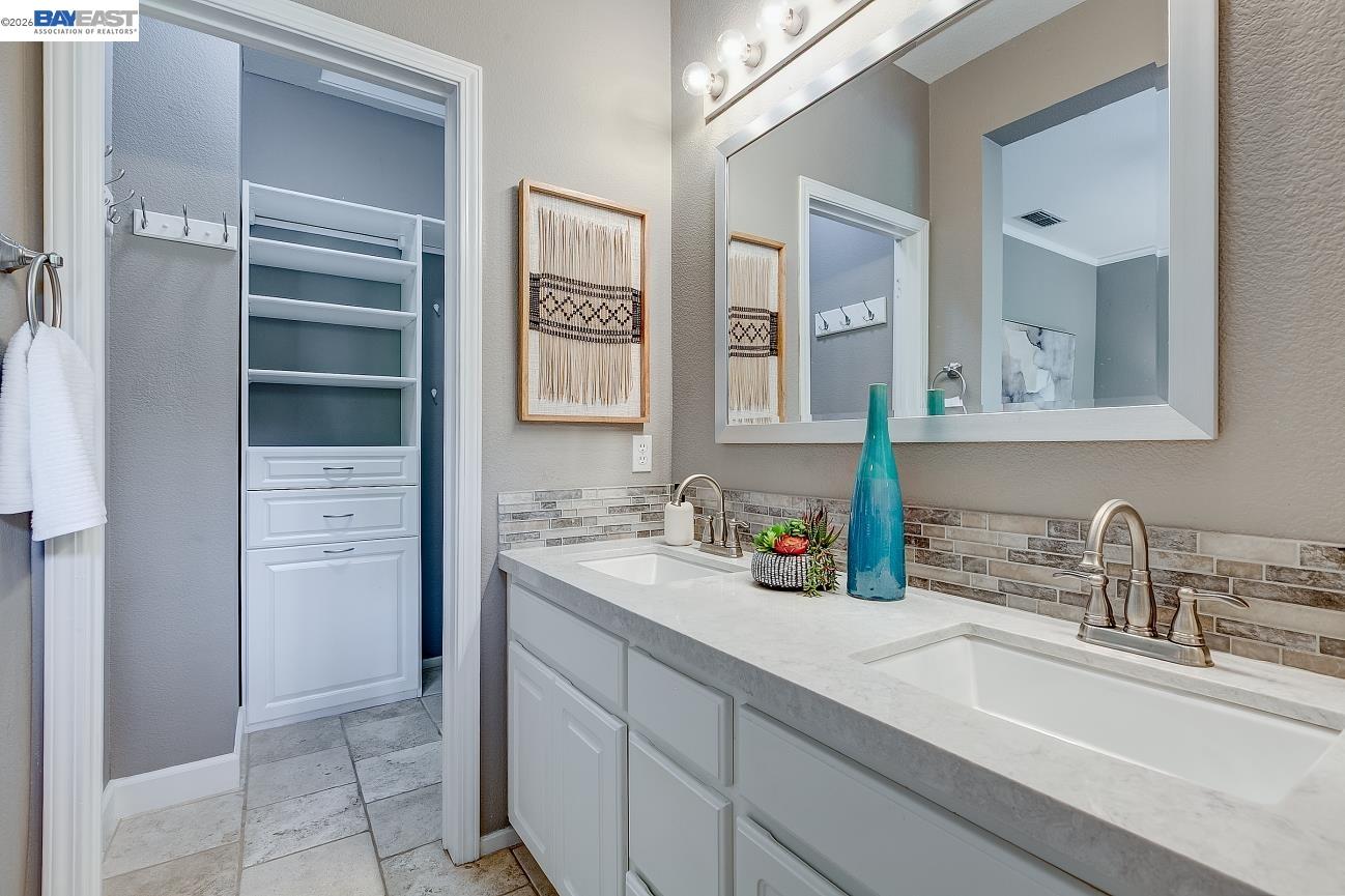 Photo #45: 41132533 Listing: Photo #45