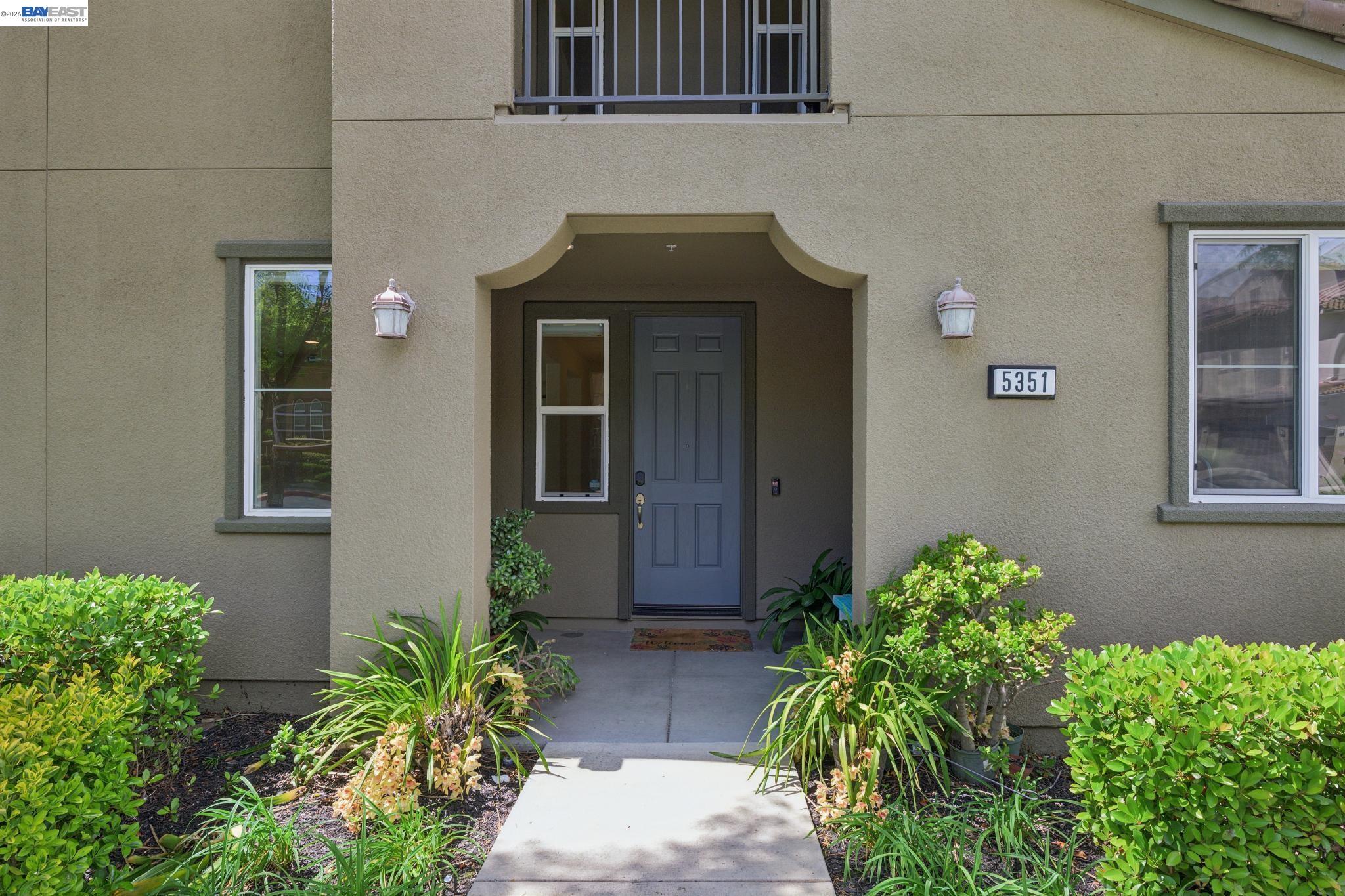 Photo #2: 41132541 Listing: Photo #2