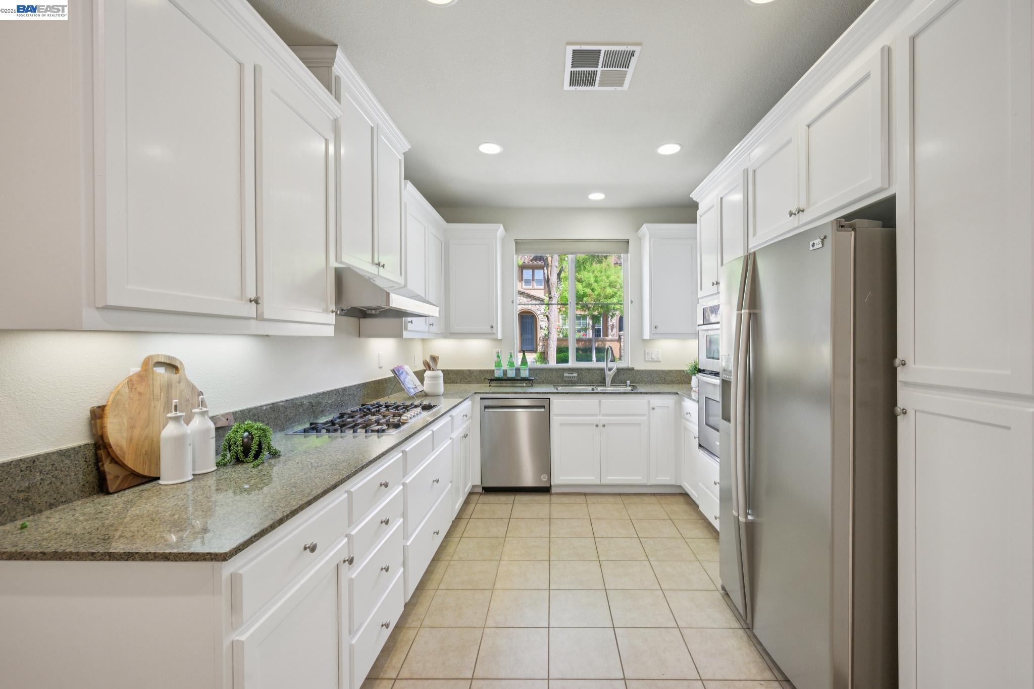 Photo #21: 41132541 Listing: Photo #21