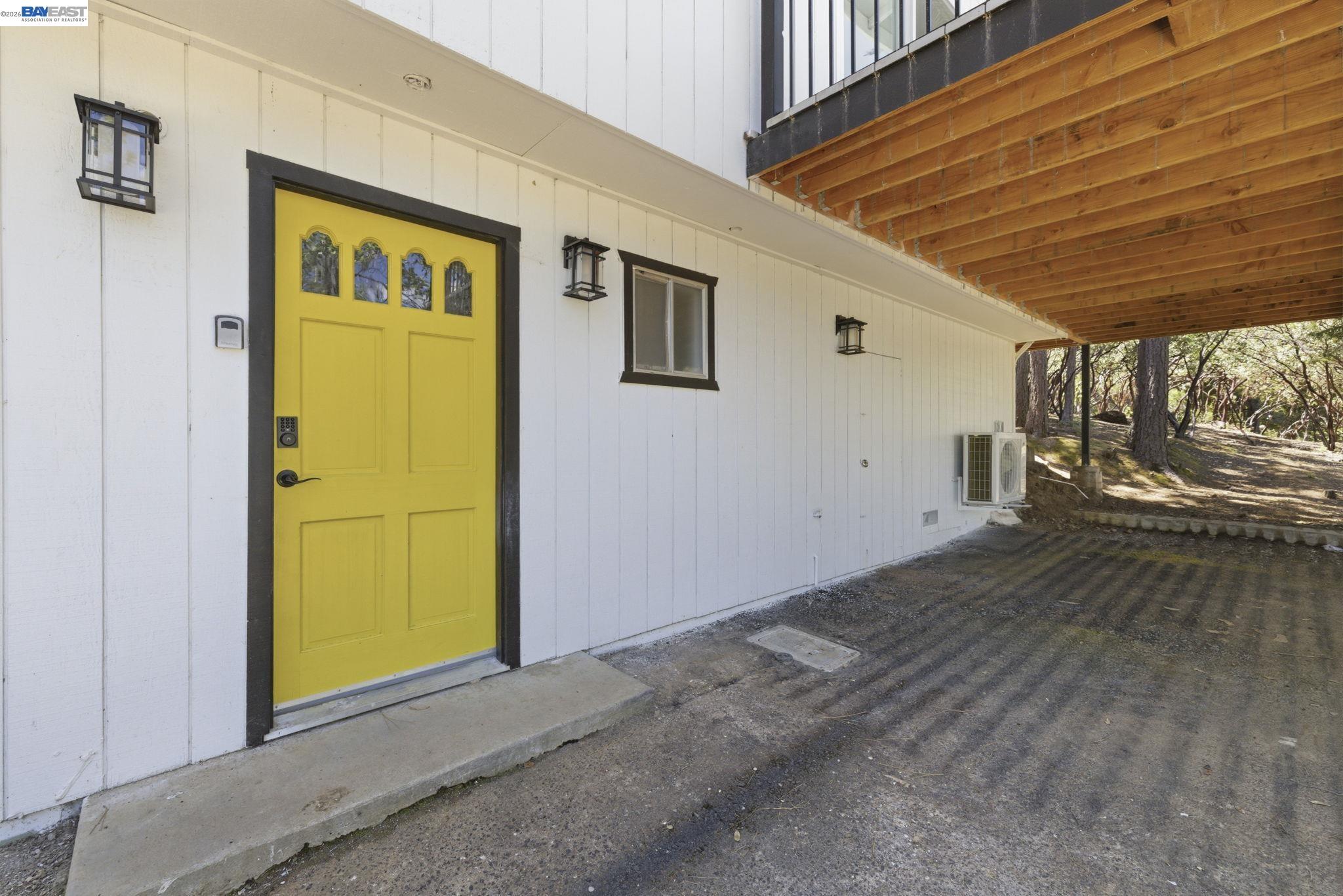 12017 Hillhurst Cir, Groveland CA 95321