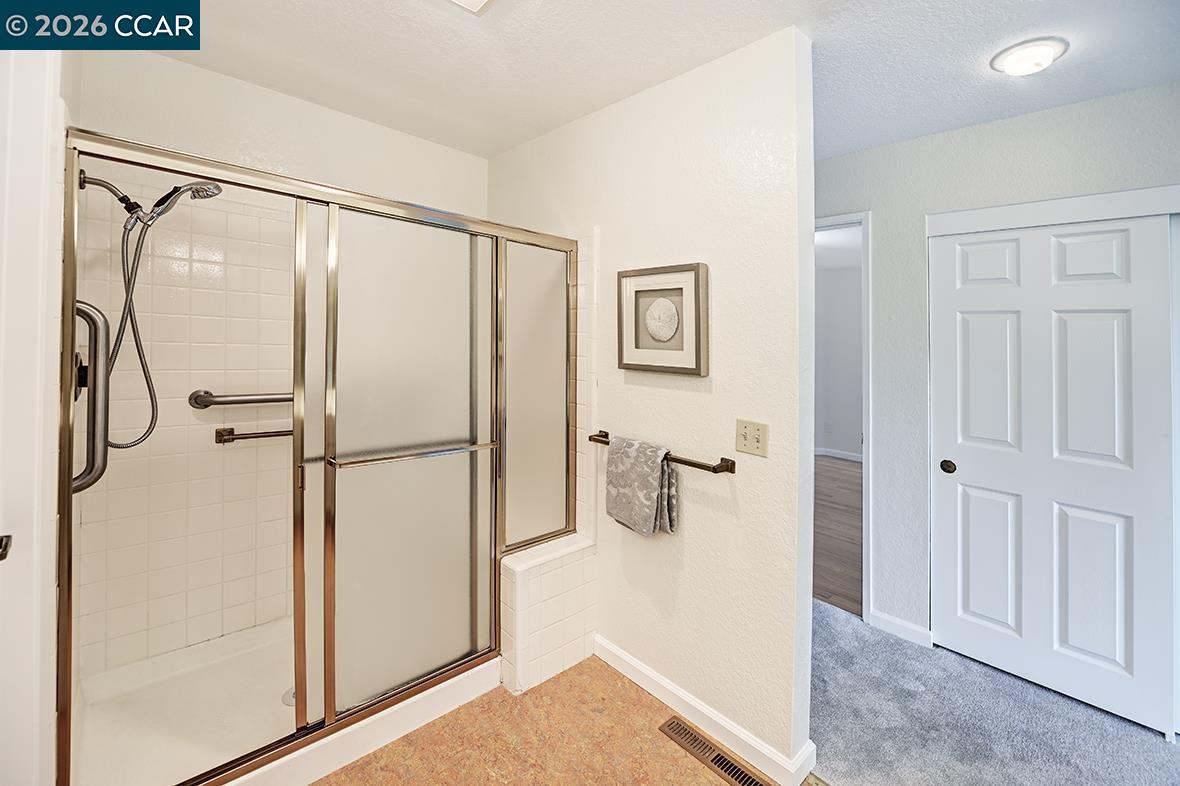 Photo #36: 41132552 Listing: Photo #36