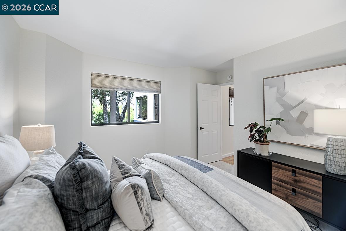 Photo #41: 41132552 Listing: Photo #41