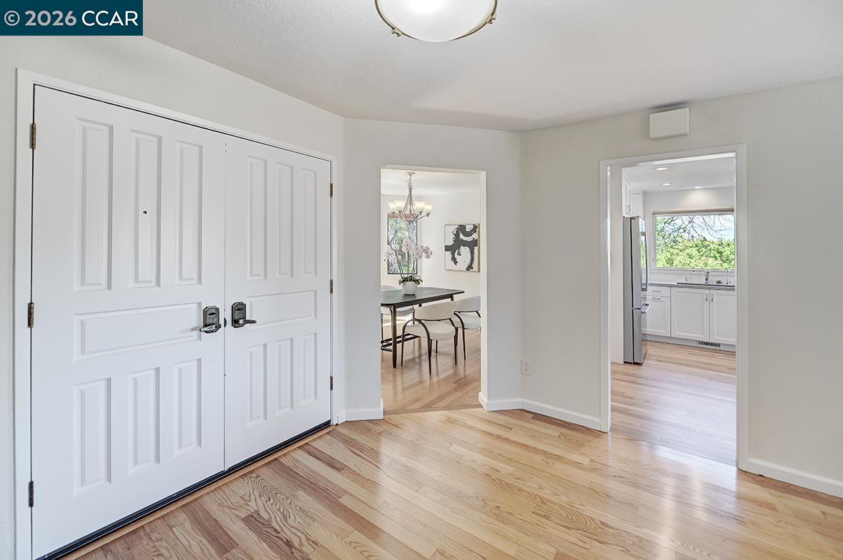 Photo #8: 41132552 Listing: Photo #8