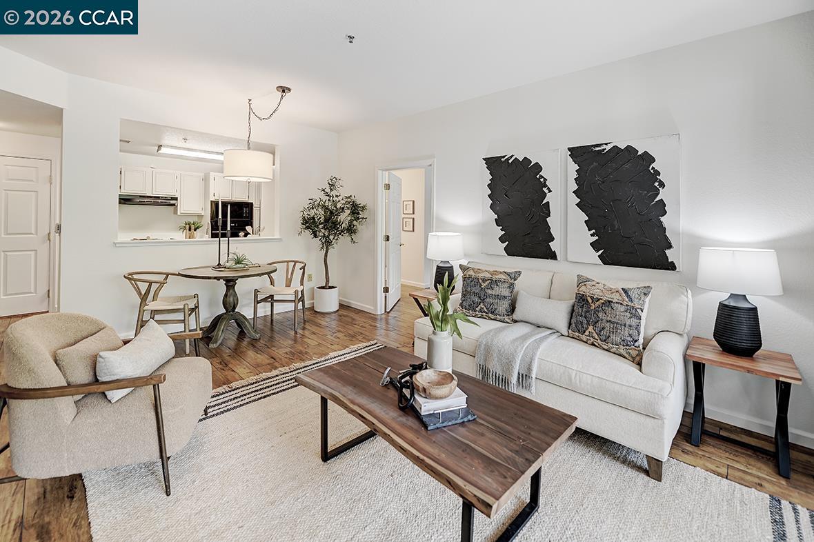 Photo #17: 41132553 Listing: Photo #17